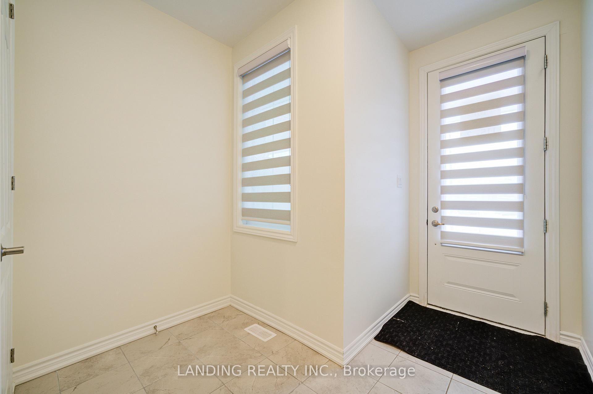 Photo 5 of 95 Therma Crescent, Markham, Victoria Square — HOMEH