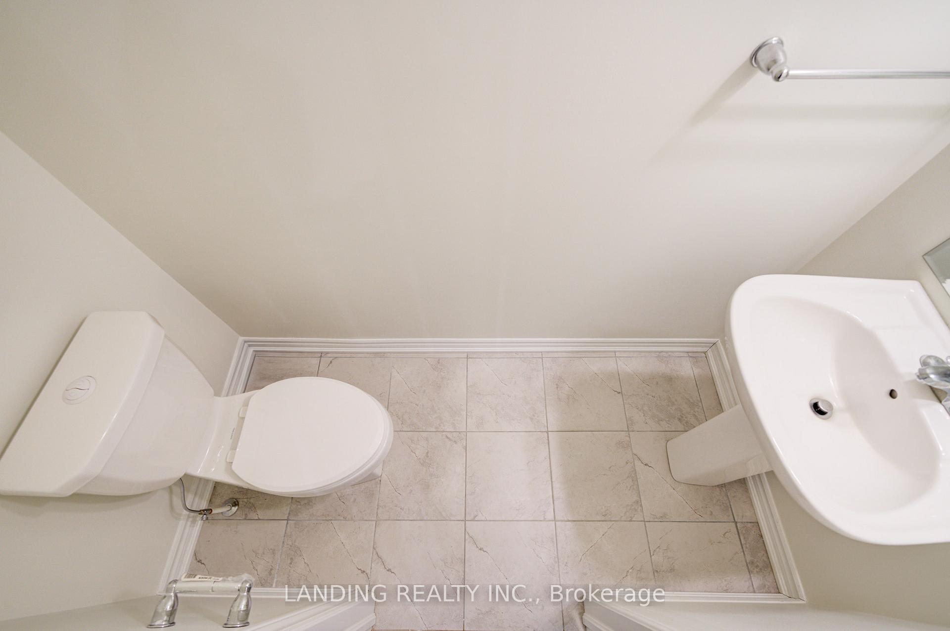 Photo 11 of 95 Therma Crescent, Markham, Victoria Square — HOMEH