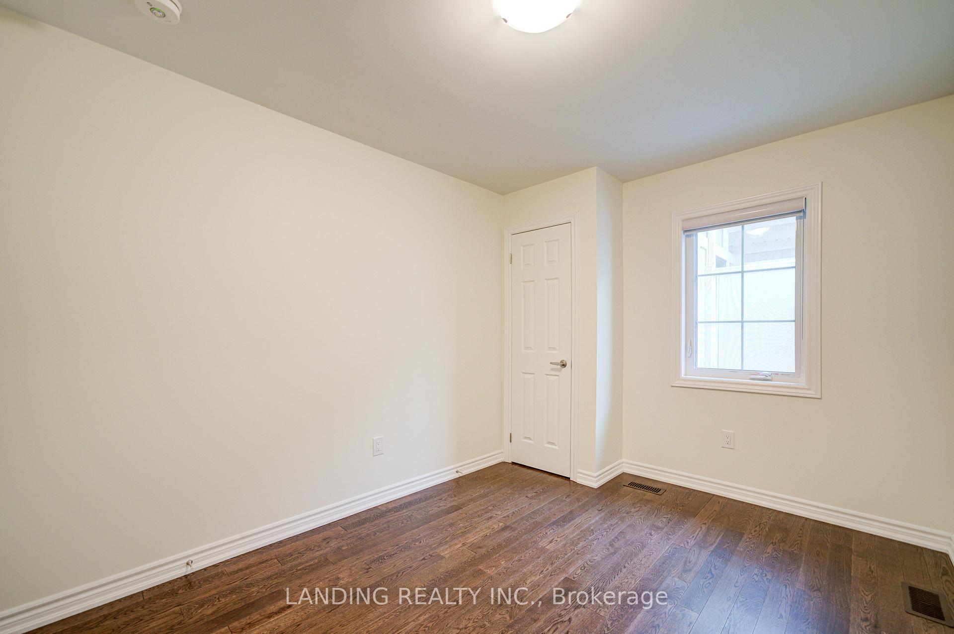Photo 13 of 95 Therma Crescent, Markham, Victoria Square — HOMEH