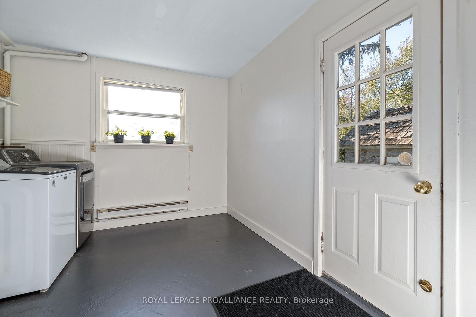 Photo 15 of 141 Station Road, Prince Edward County, Hillier — HOMEH