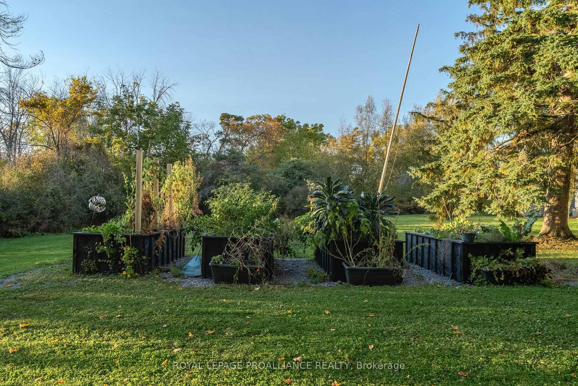 Photo 43 of 141 Station Road, Prince Edward County, Hillier — HOMEH