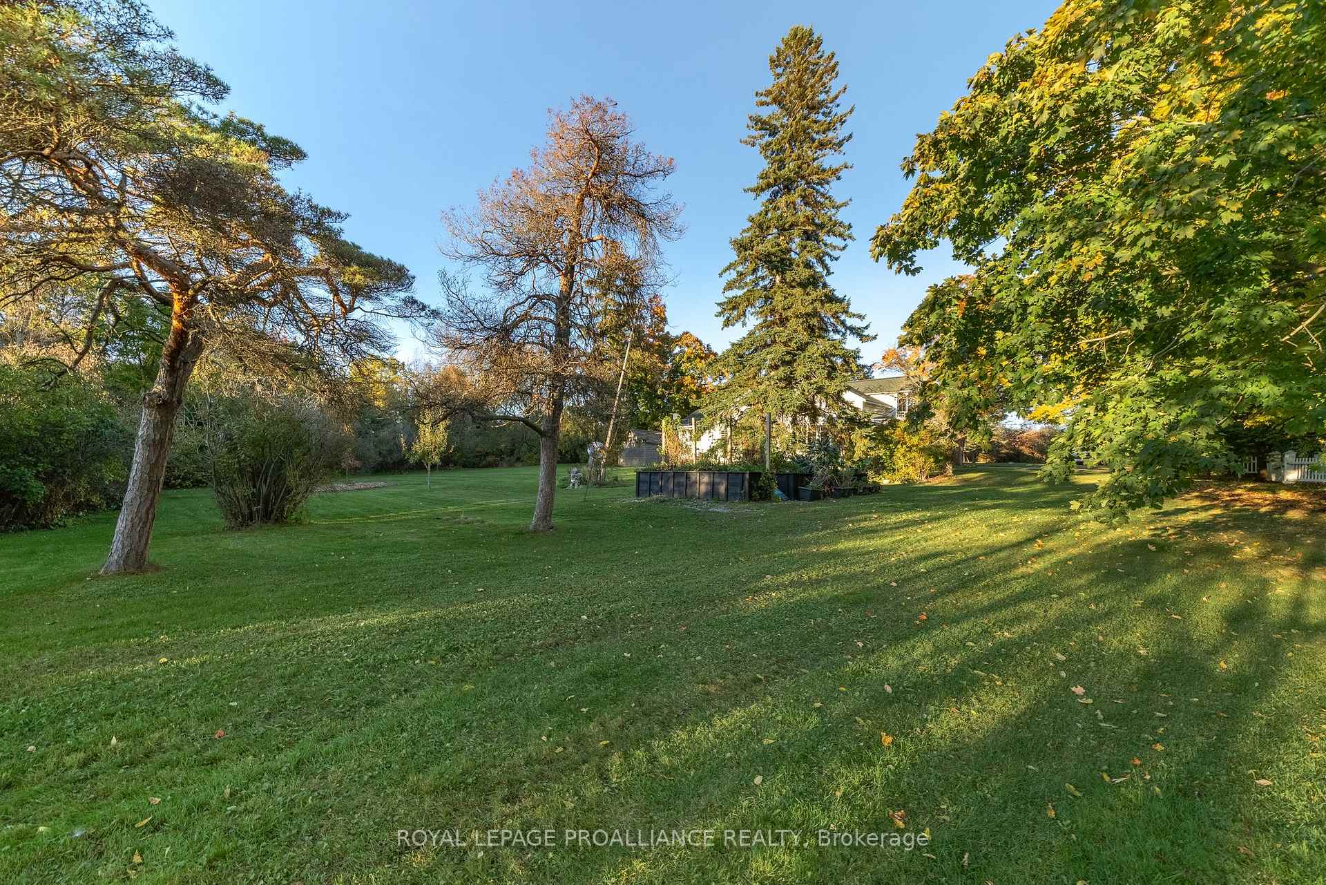 Photo 32 of 141 Station Road, Prince Edward County, Hillier — HOMEH