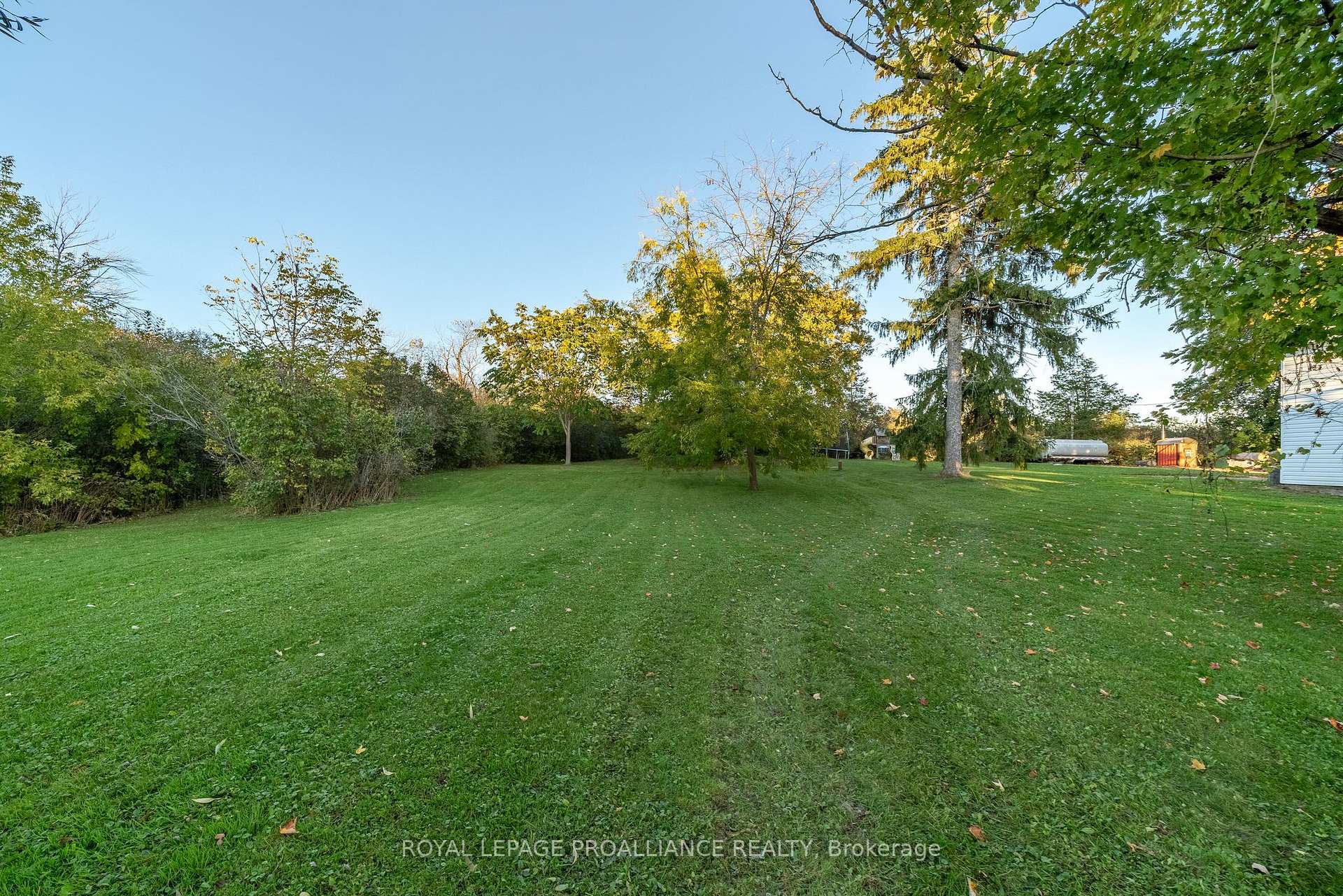 Photo 37 of 141 Station Road, Prince Edward County, Hillier — HOMEH