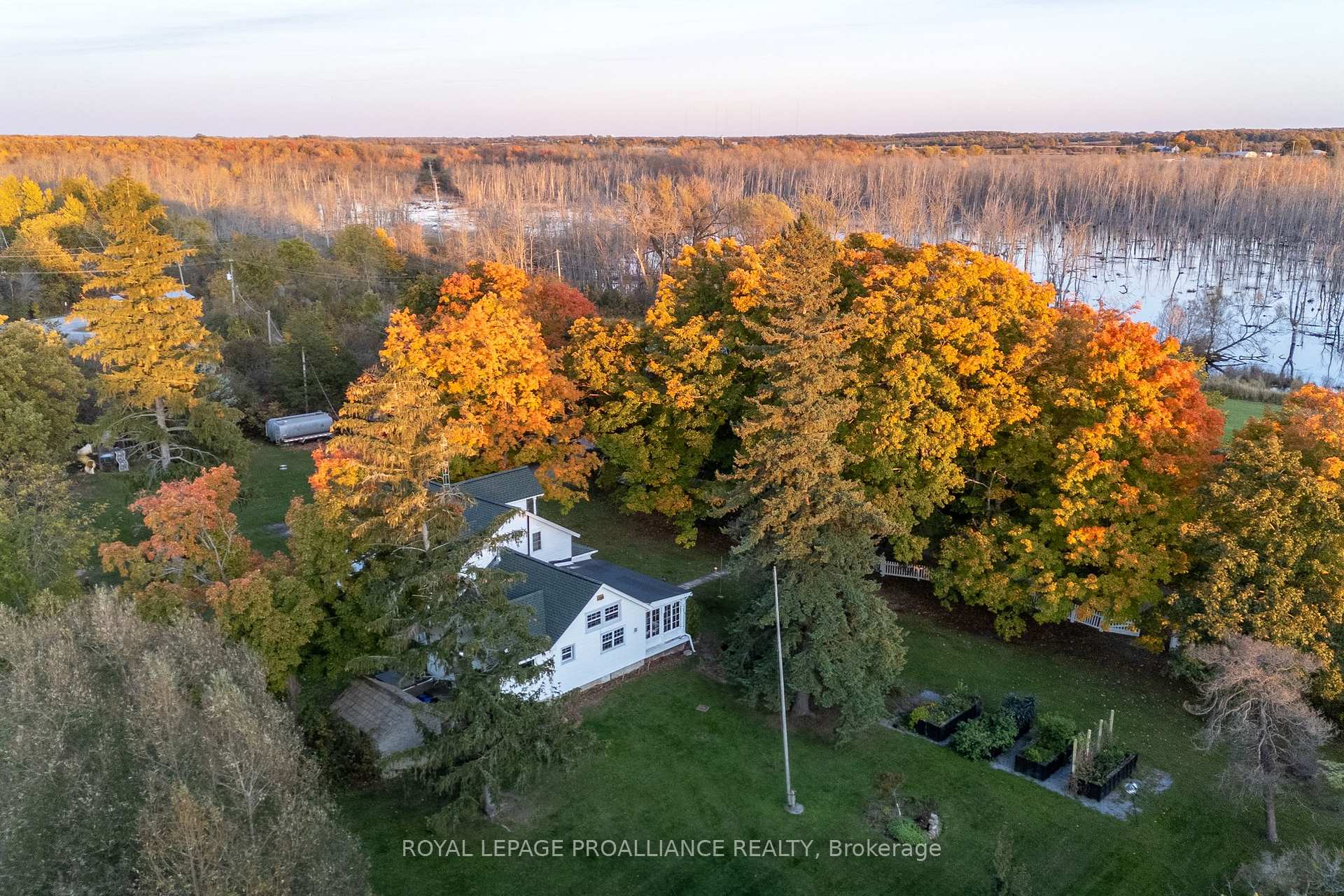 Photo 41 of 141 Station Road, Prince Edward County, Hillier — HOMEH