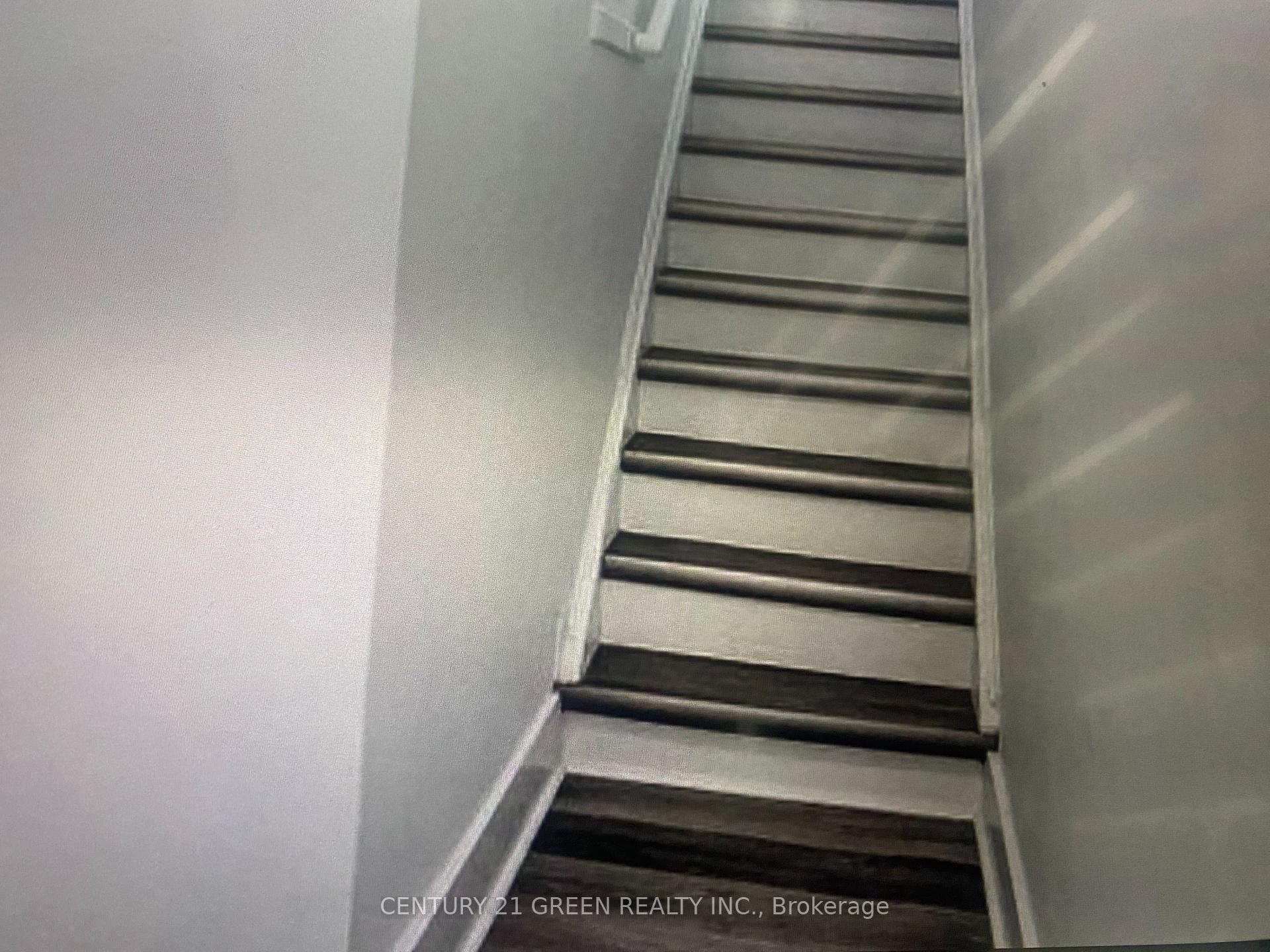 Photo 1 of 12 Lawrence Avenue, Guelph, St. Patrick's Ward — HOMEH