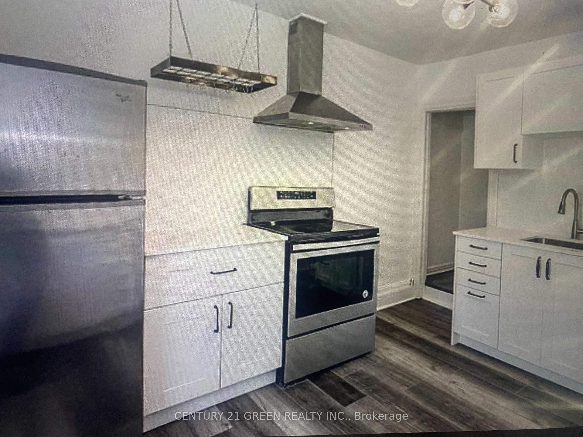Photo 5 of 12 Lawrence Avenue, Guelph, St. Patrick's Ward — HOMEH