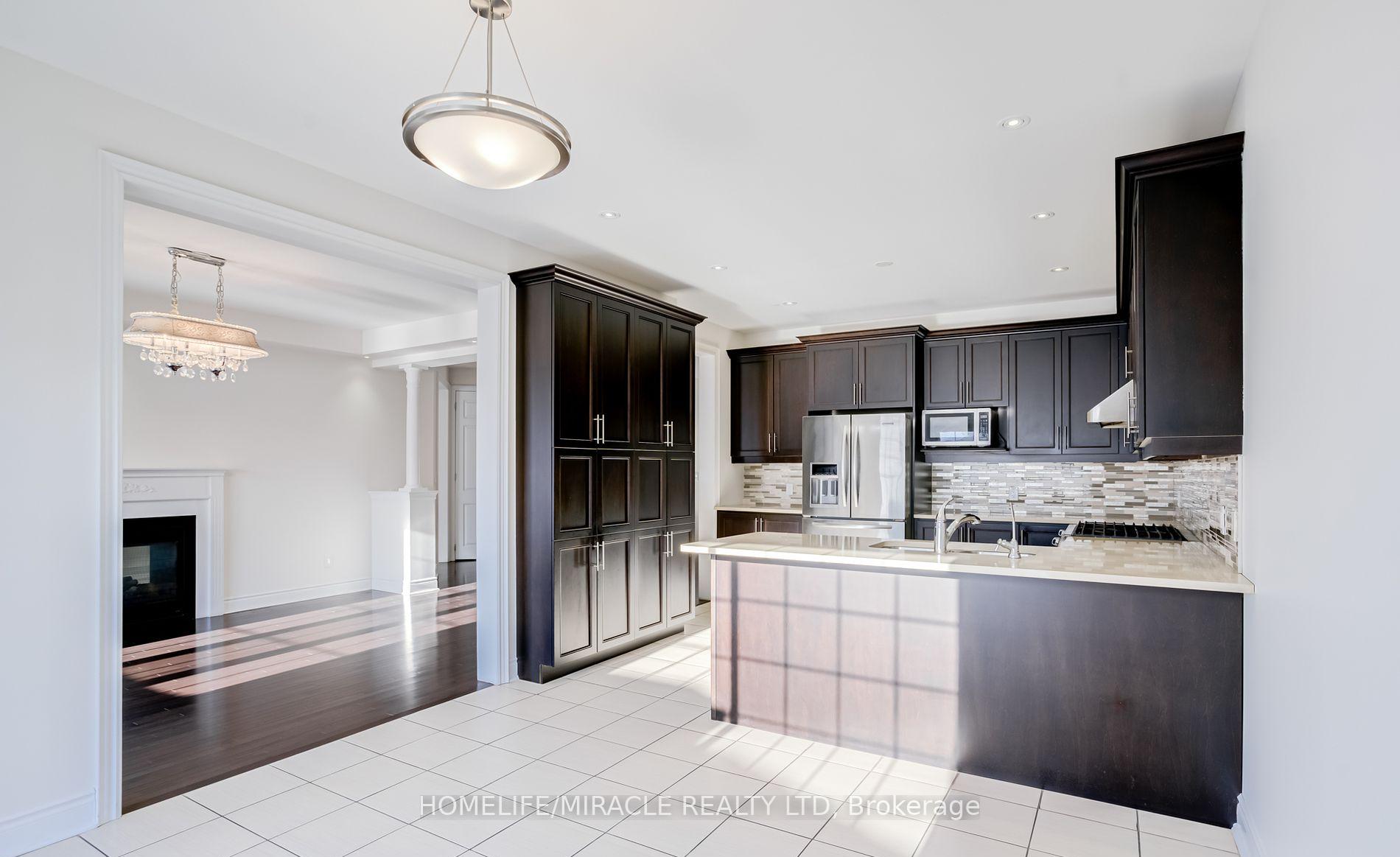 Photo 21 of 4 Lavallee Crescent, Brampton, Credit Valley — HOMEH