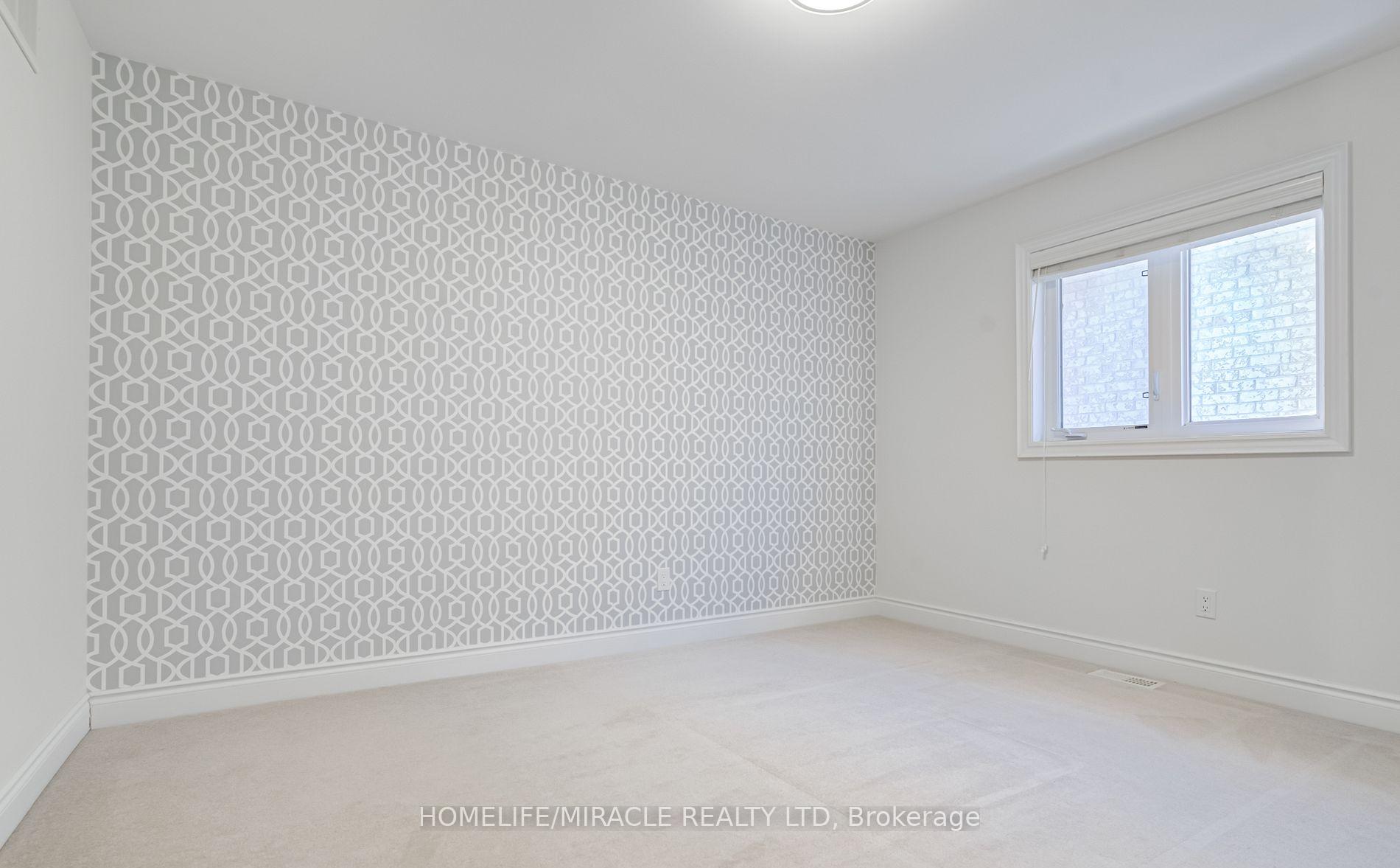 Photo 28 of 4 Lavallee Crescent, Brampton, Credit Valley — HOMEH