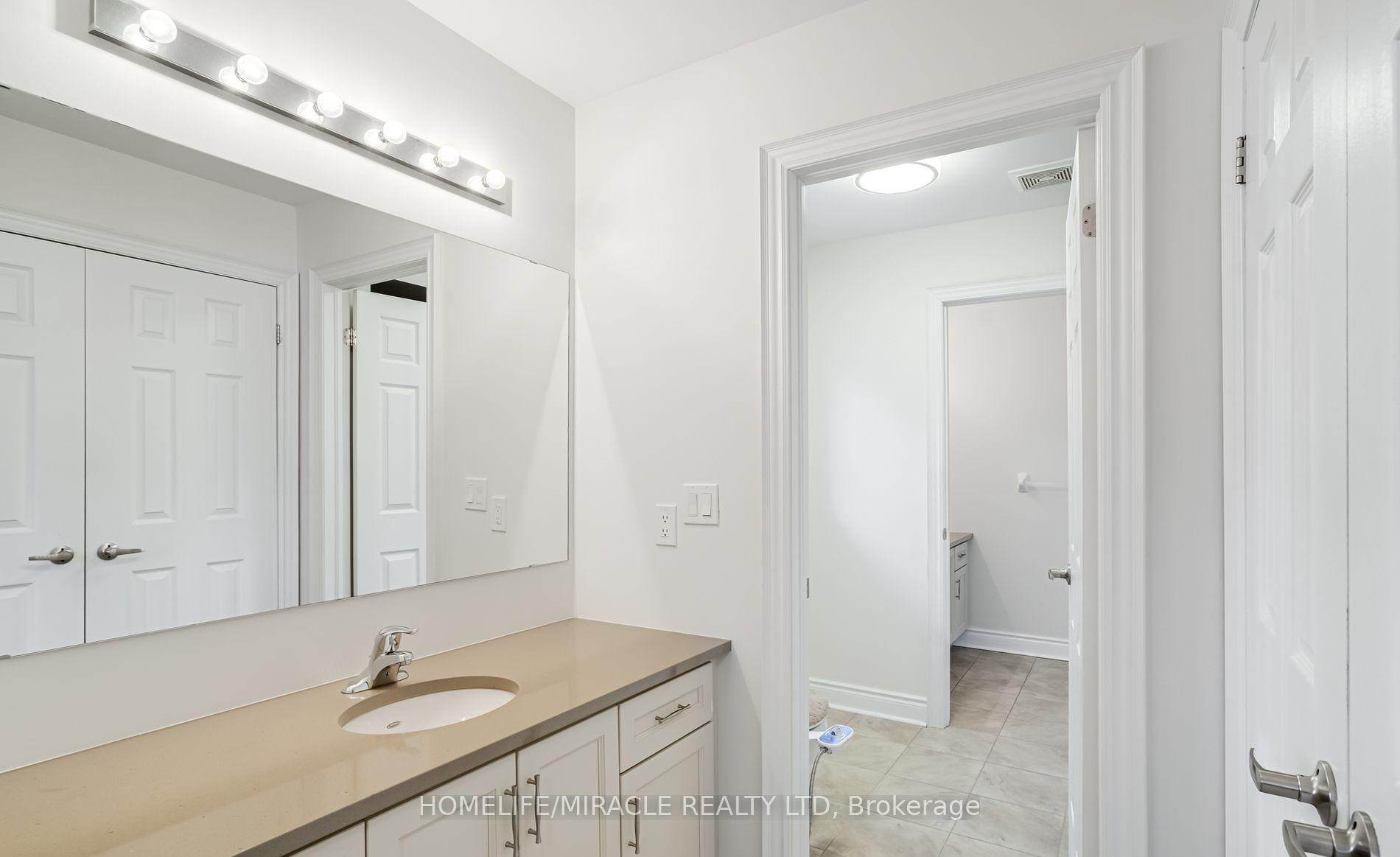 Photo 37 of 4 Lavallee Crescent, Brampton, Credit Valley — HOMEH