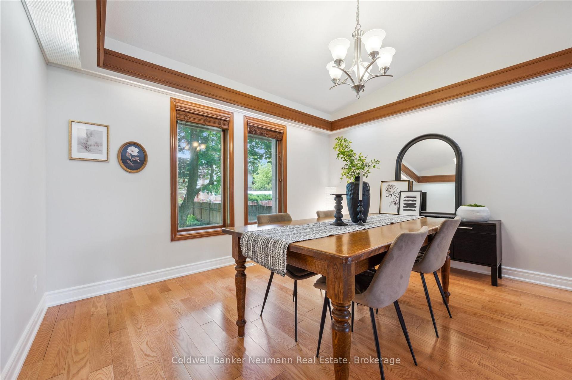 Photo 6 of 15 Hands Drive, Guelph, Kortright East — HOMEH