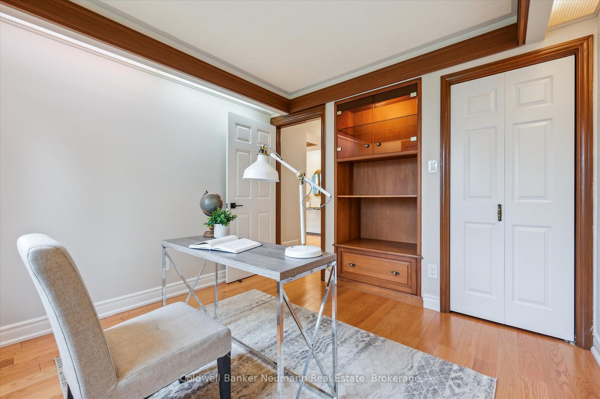 Photo 17 of 15 Hands Drive, Guelph, Kortright East — HOMEH