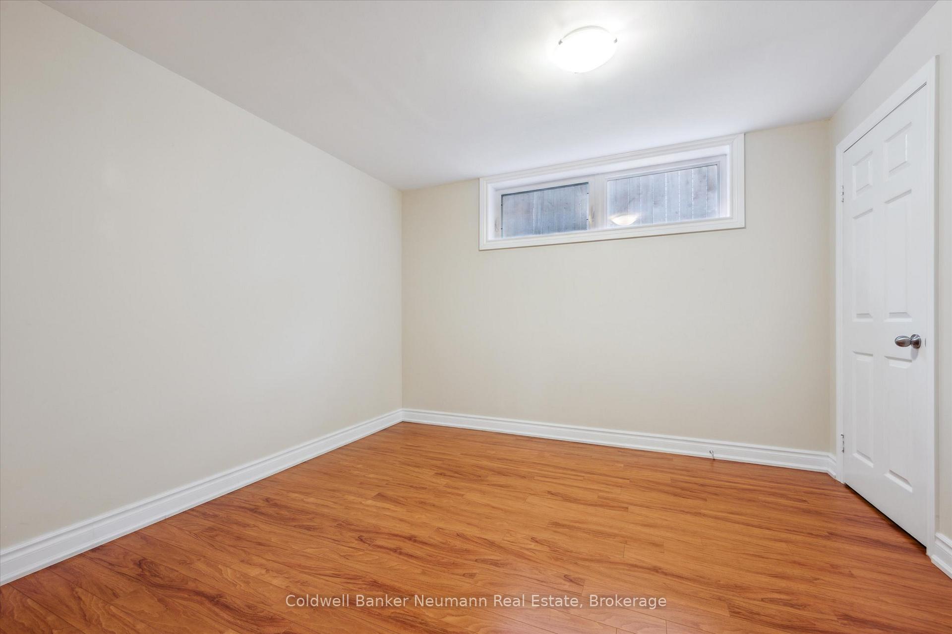 Photo 30 of 15 Hands Drive, Guelph, Kortright East — HOMEH