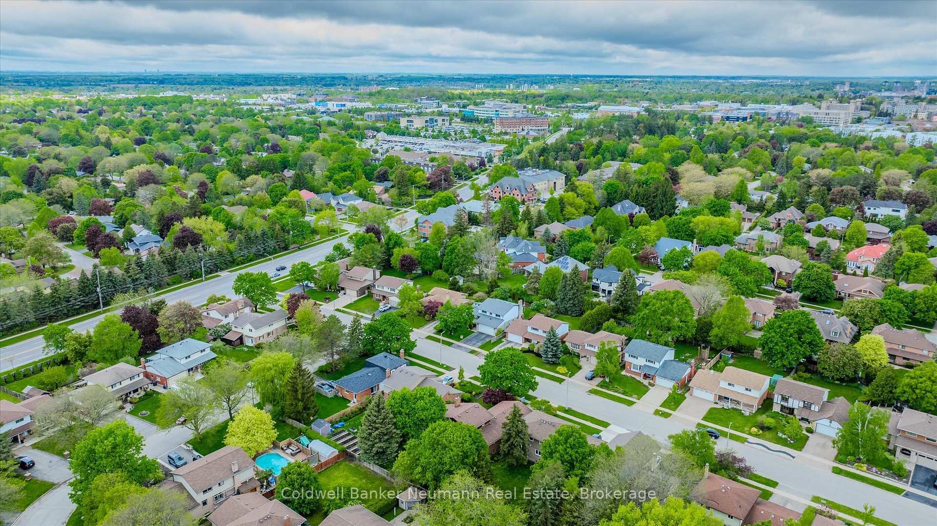 Photo 47 of 15 Hands Drive, Guelph, Kortright East — HOMEH