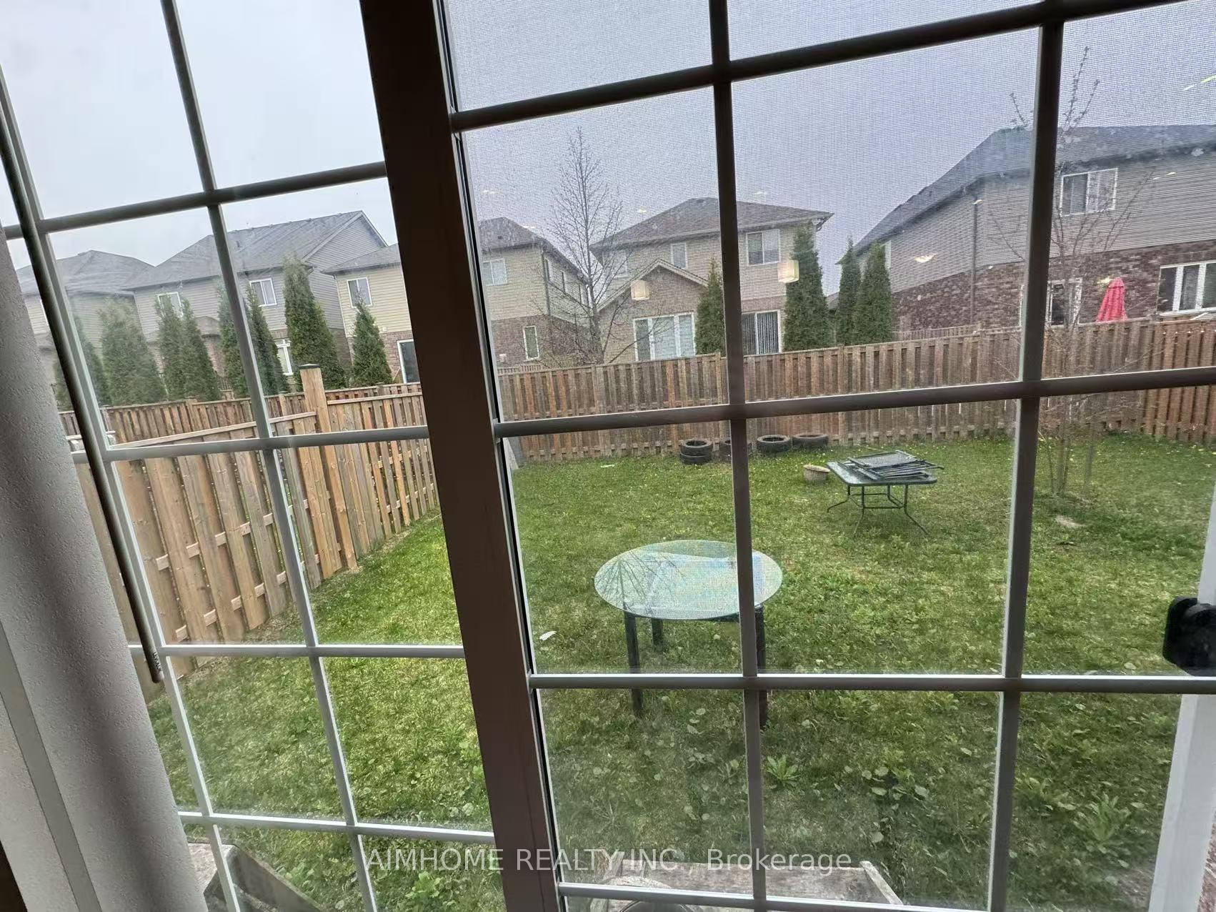 Photo 8 of 670 Indian Grass Street, Waterloo, Columbia Forest — HOMEH