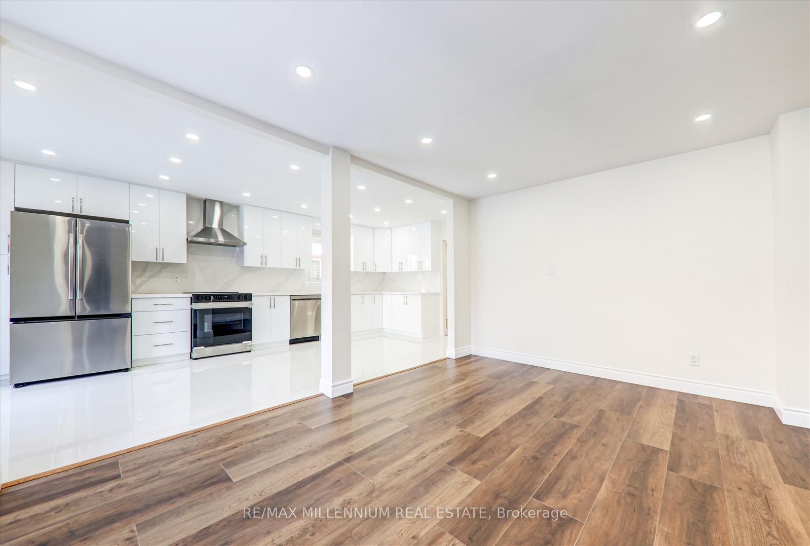 Photo 10 of 13 Ebby Avenue, Brampton, Heart Lake West — HOMEH