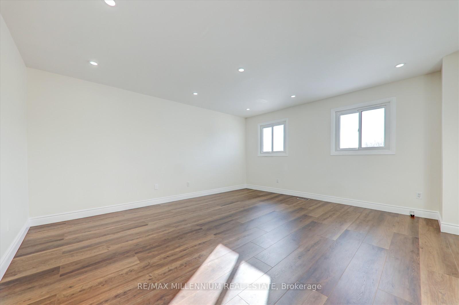 Photo 9 of 13 Ebby Avenue, Brampton, Heart Lake West — HOMEH