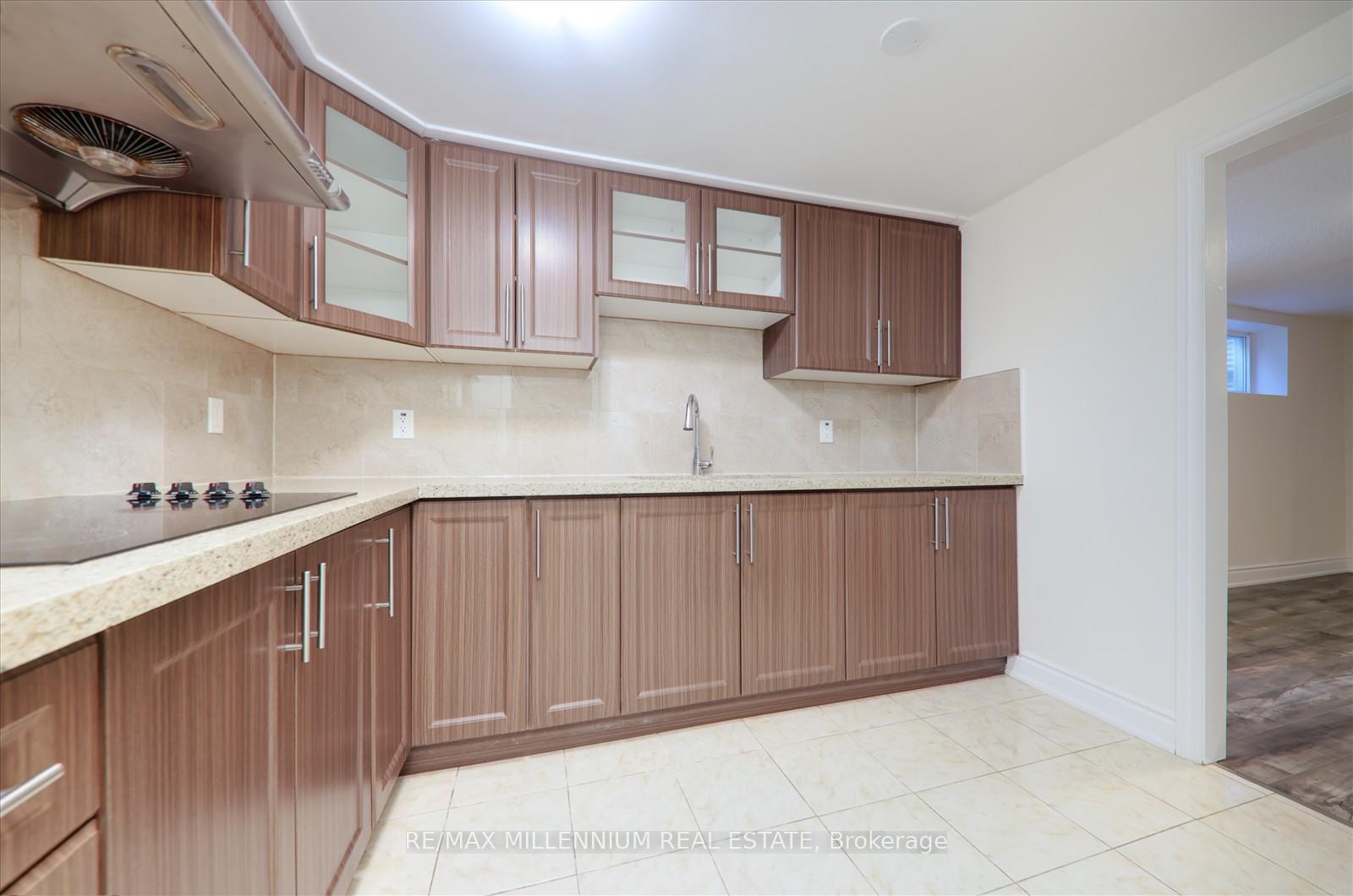 Photo 27 of 13 Ebby Avenue, Brampton, Heart Lake West — HOMEH