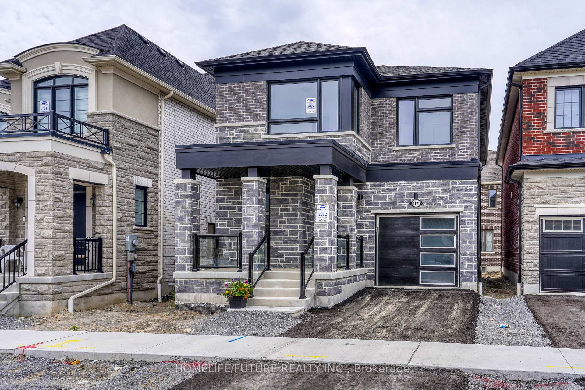 Photo 1 of 1481 Mockingbird Square, Pickering, Rural Pickering — HOMEH