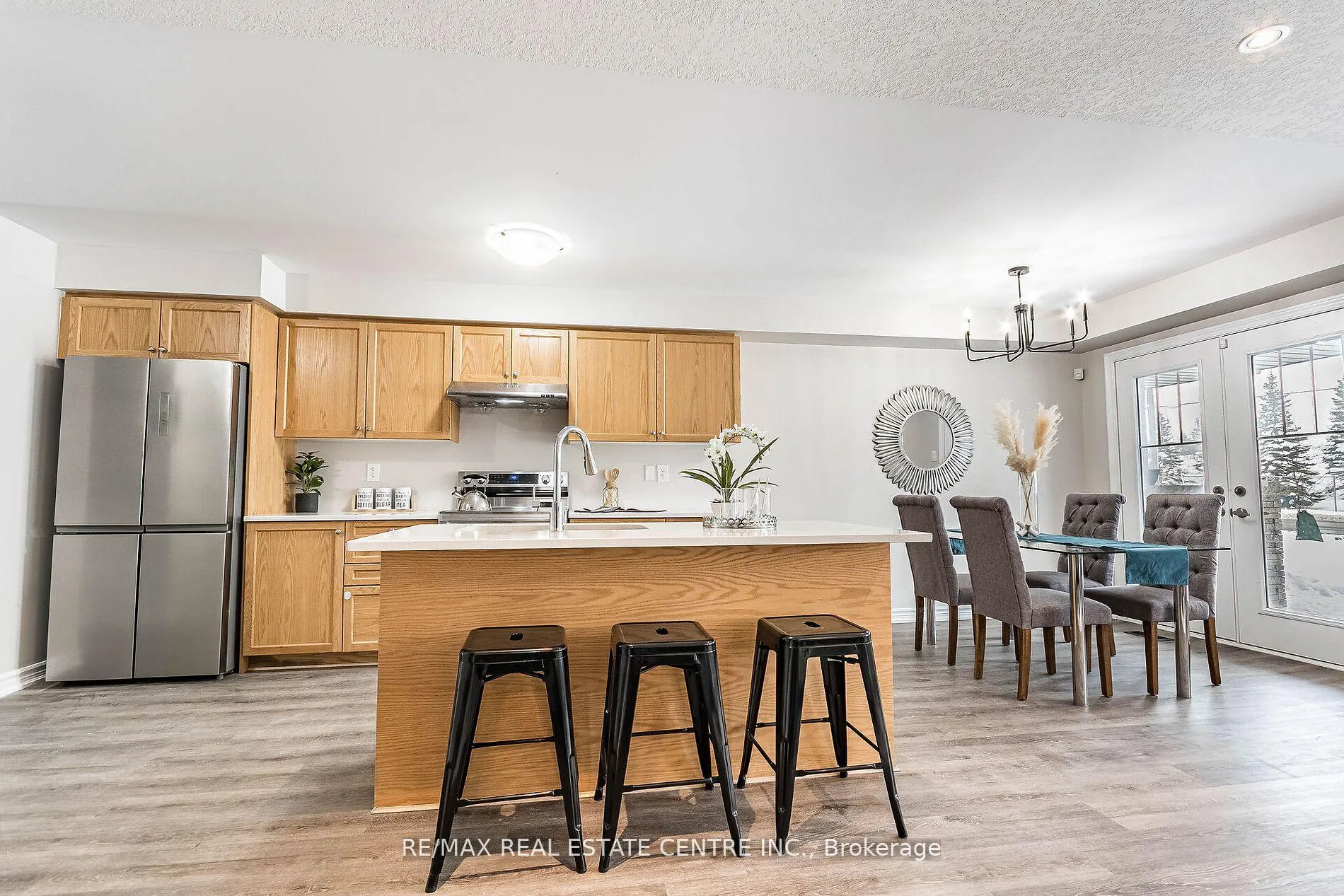 Photo 18 of 10 Utter Place, Hamilton, Stoney Creek Mountain — HOMEH
