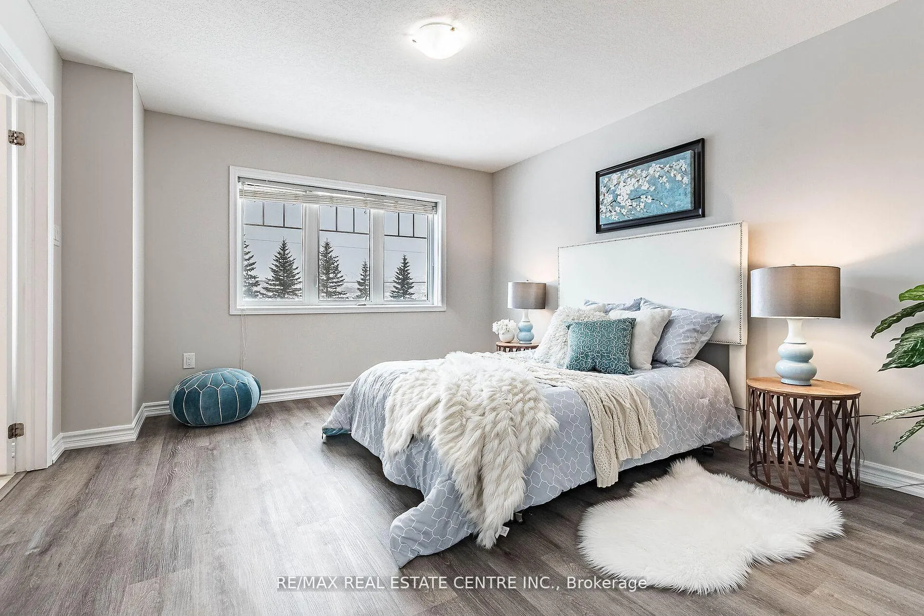 Photo 35 of 10 Utter Place, Hamilton, Stoney Creek Mountain — HOMEH