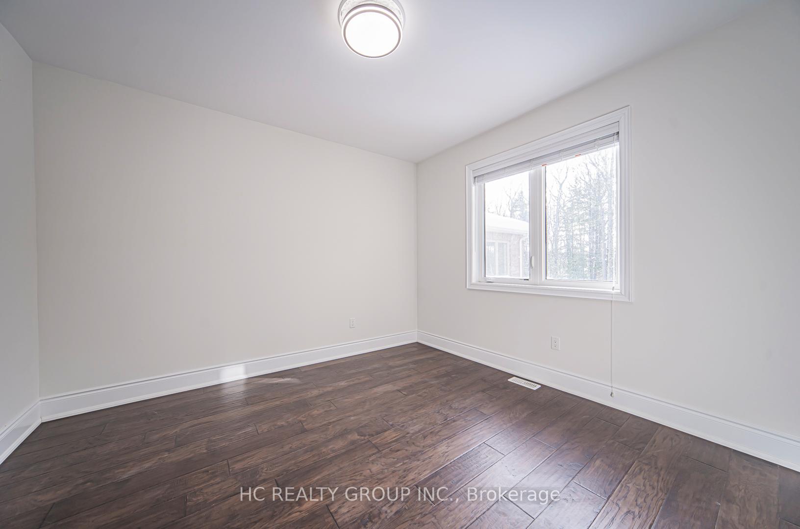 Photo 30 of 15 Trail Boulevard, Springwater, Minesing — HOMEH