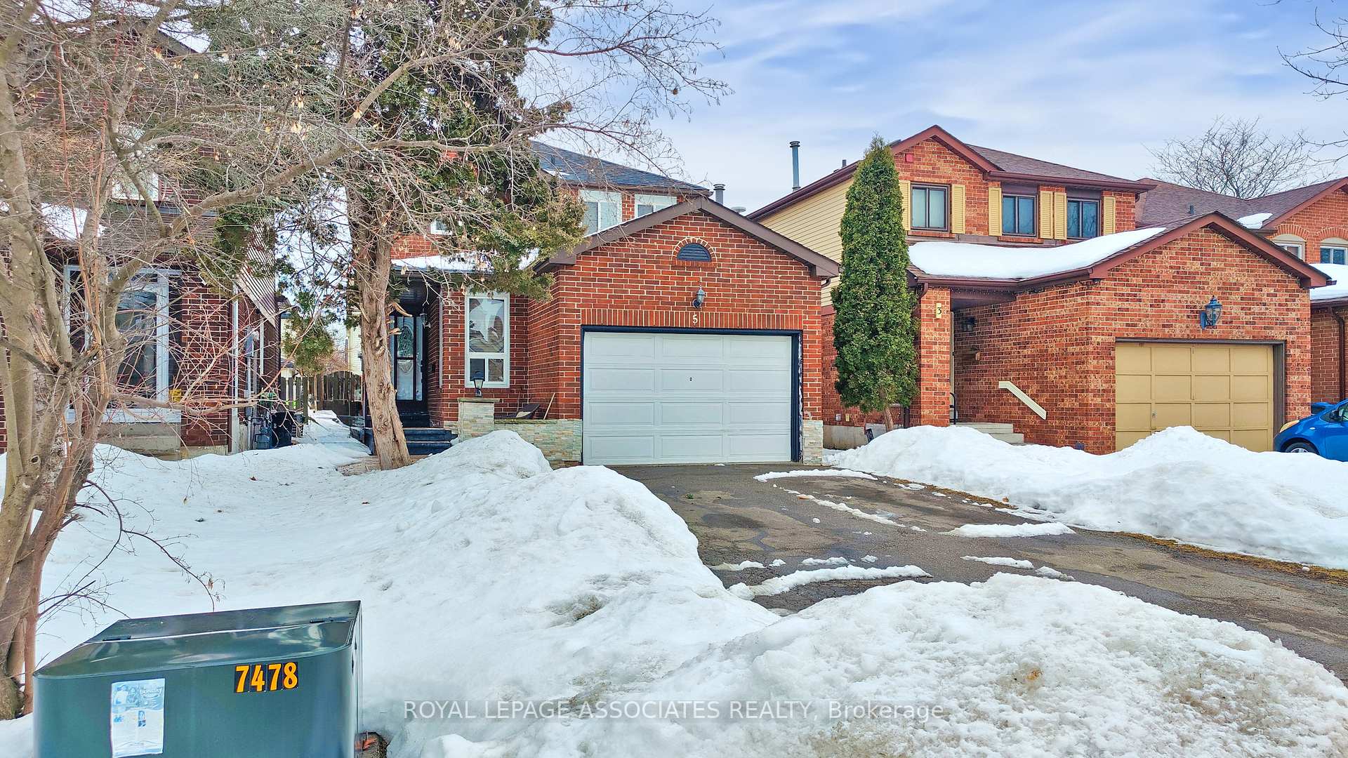 Photo 19 of 5 Rustywood Drive, Brampton, Fletcher's West — HOMEH
