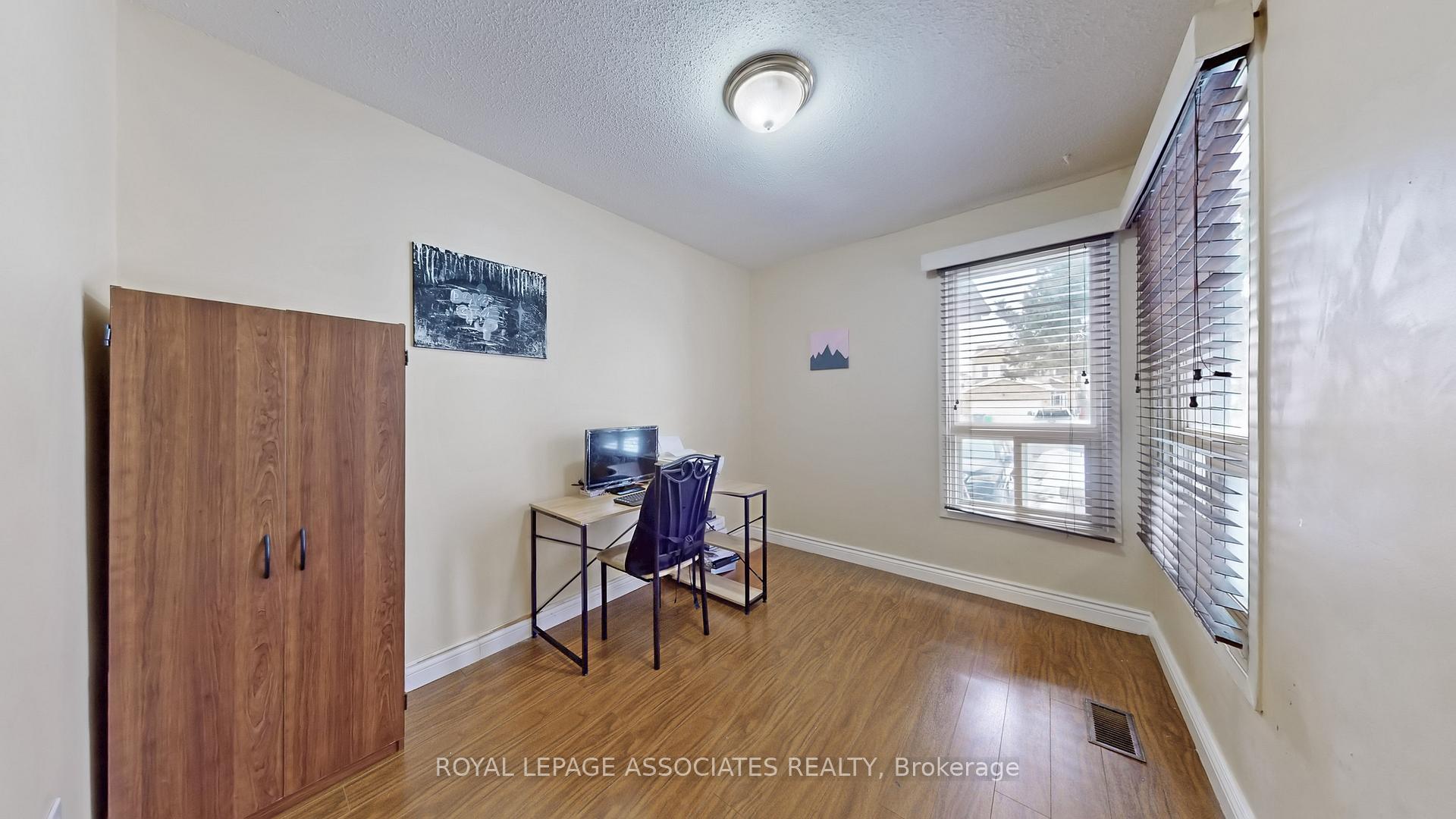 Photo 26 of 5 Rustywood Drive, Brampton, Fletcher's West — HOMEH