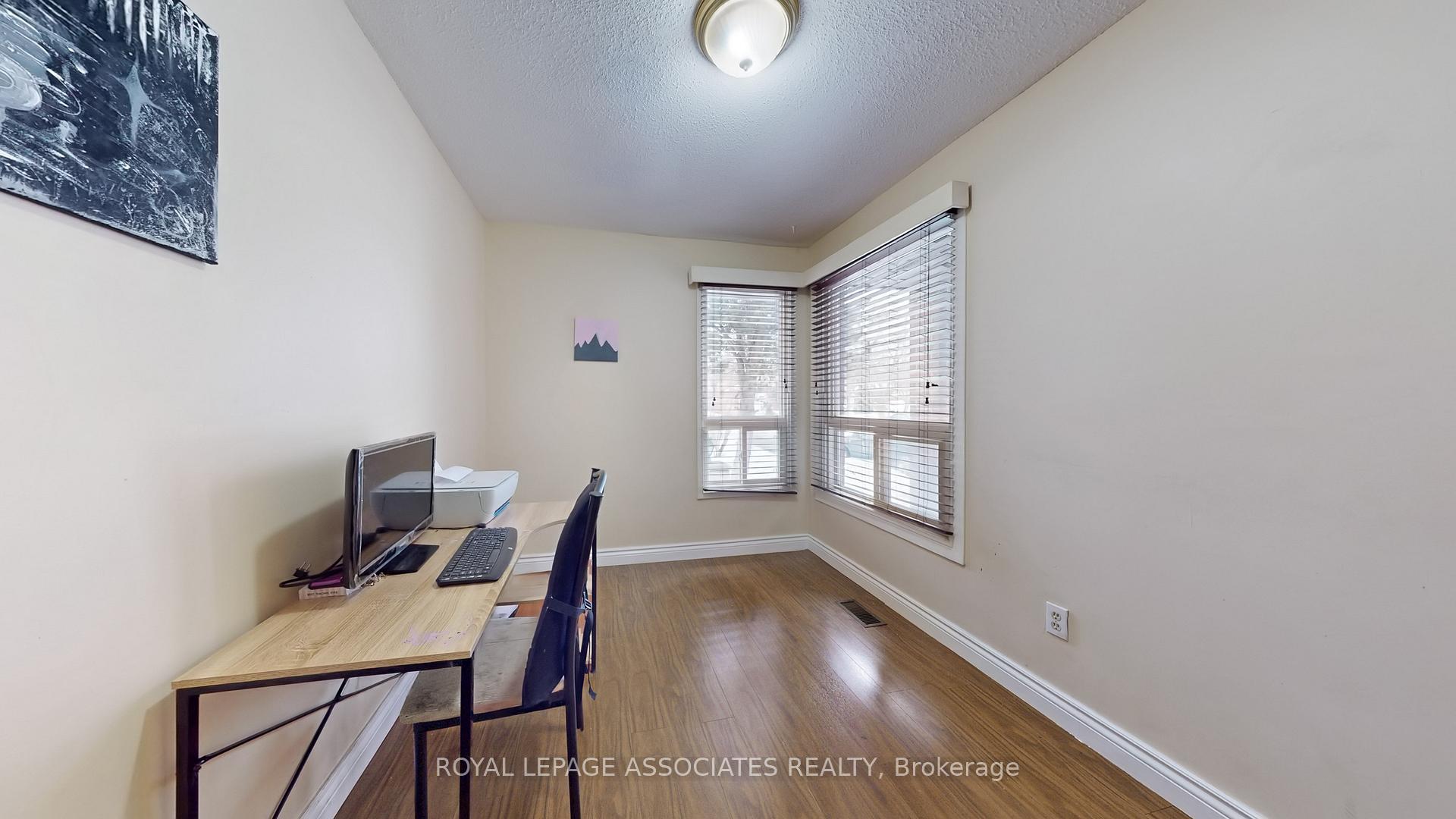 Photo 40 of 5 Rustywood Drive, Brampton, Fletcher's West — HOMEH
