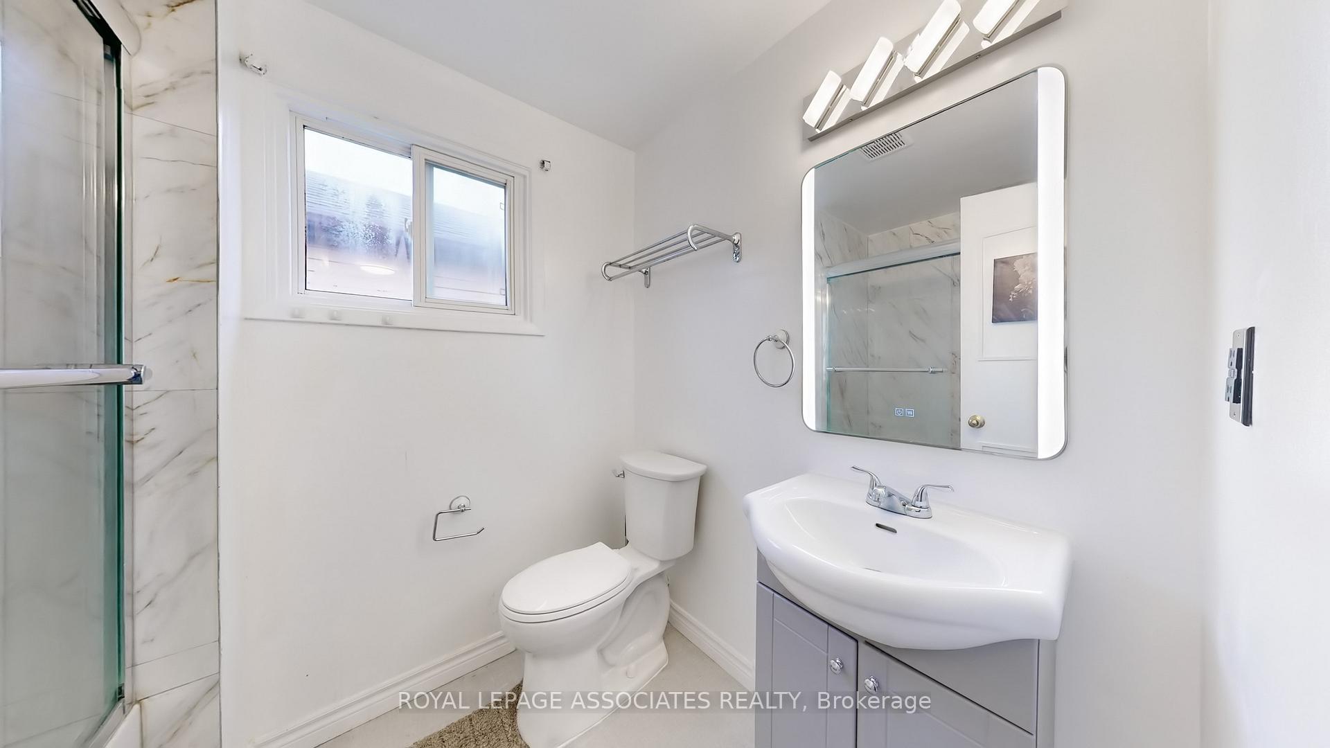 Photo 30 of 5 Rustywood Drive, Brampton, Fletcher's West — HOMEH