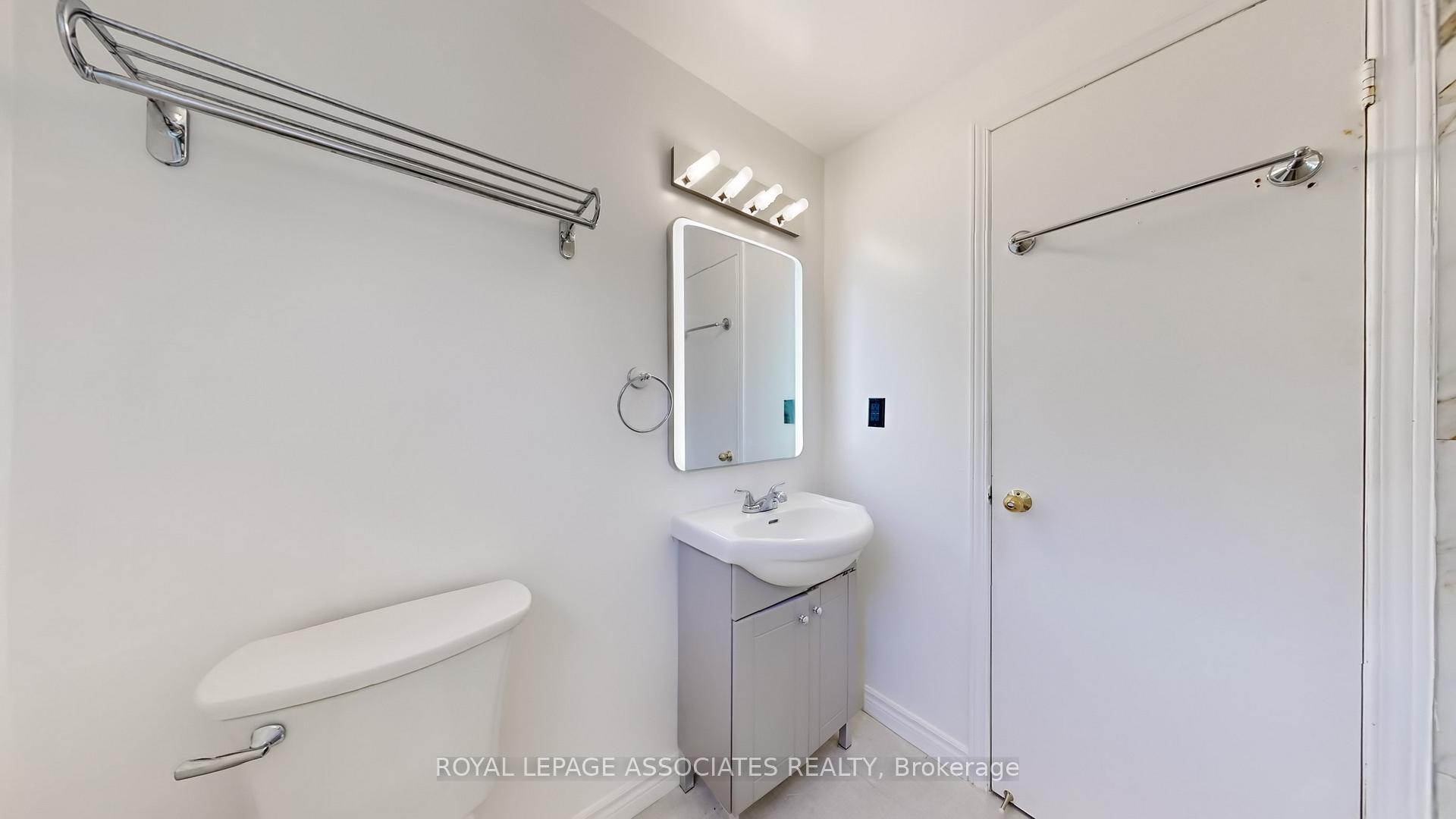 Photo 39 of 5 Rustywood Drive, Brampton, Fletcher's West — HOMEH