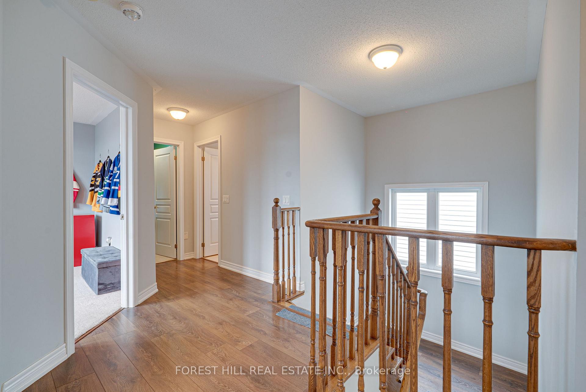 Photo 17 of 701 Cook Crescent, Shelburne — HOMEH