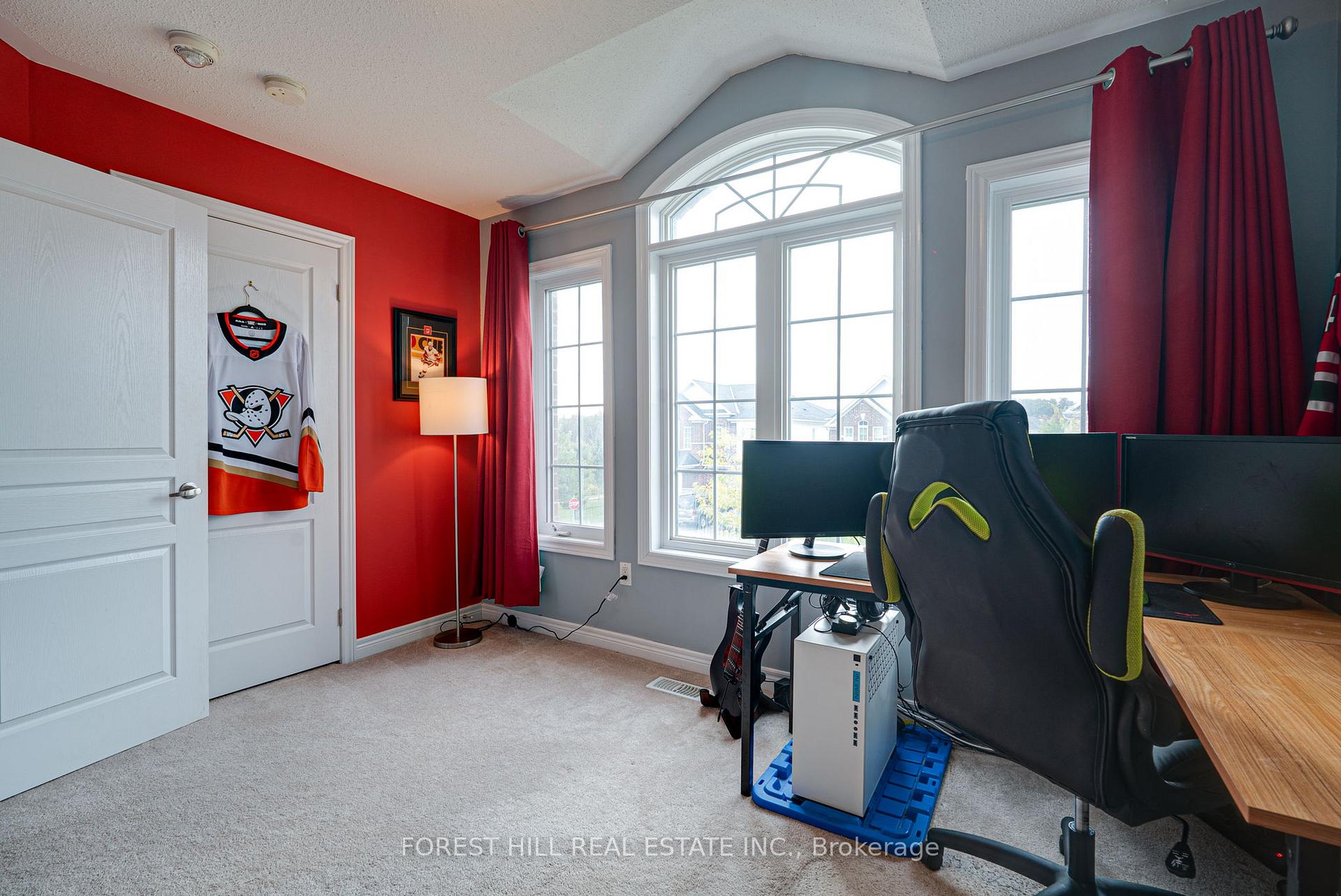 Photo 35 of 701 Cook Crescent, Shelburne — HOMEH
