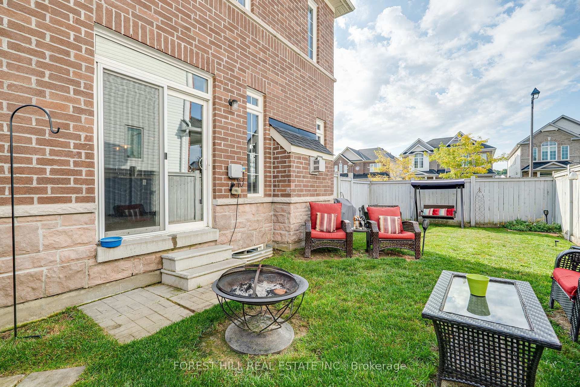 Photo 33 of 701 Cook Crescent, Shelburne — HOMEH
