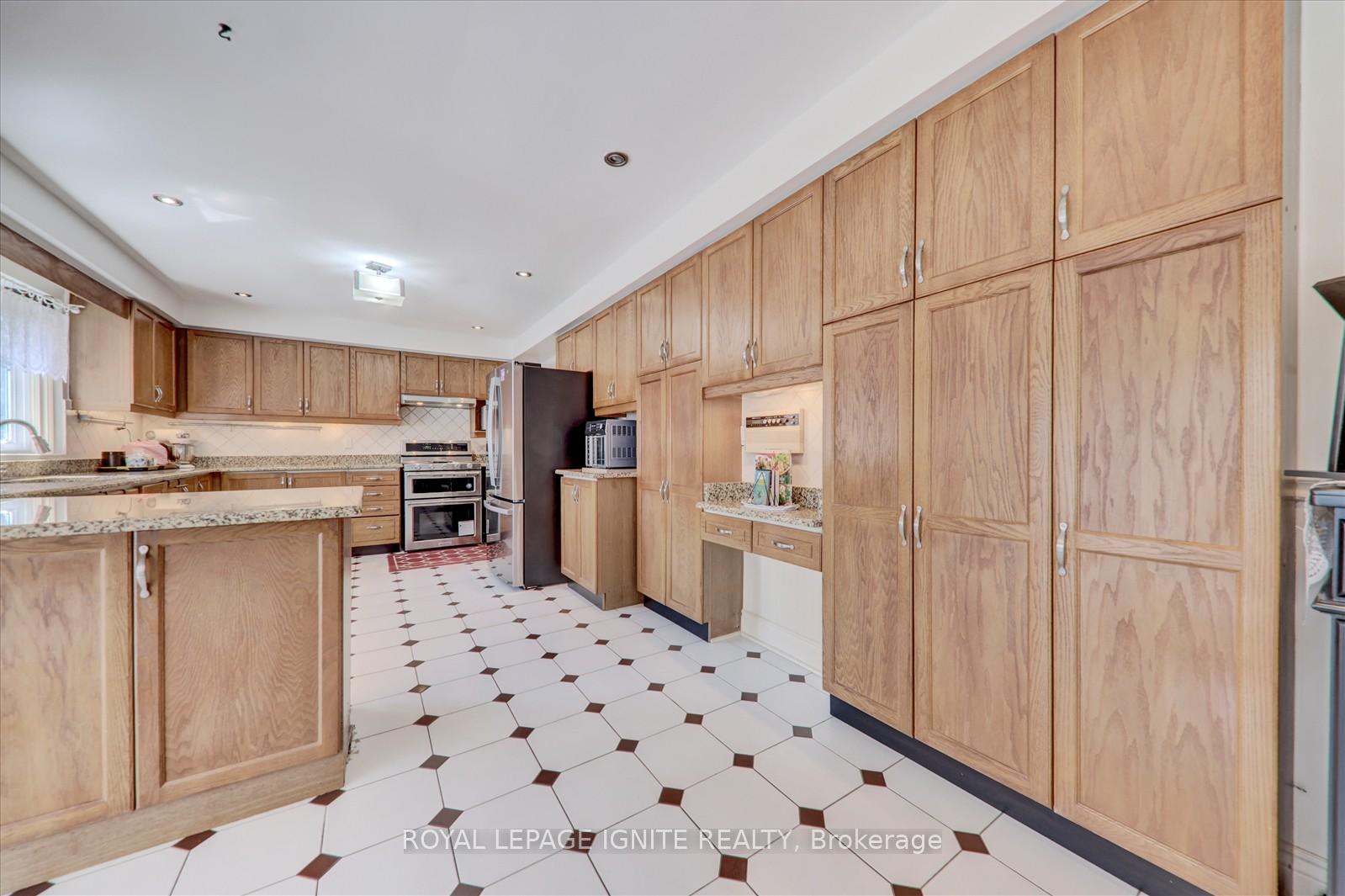 Photo 11 of 173 Ravenscroft Road, Ajax, Central West — HOMEH