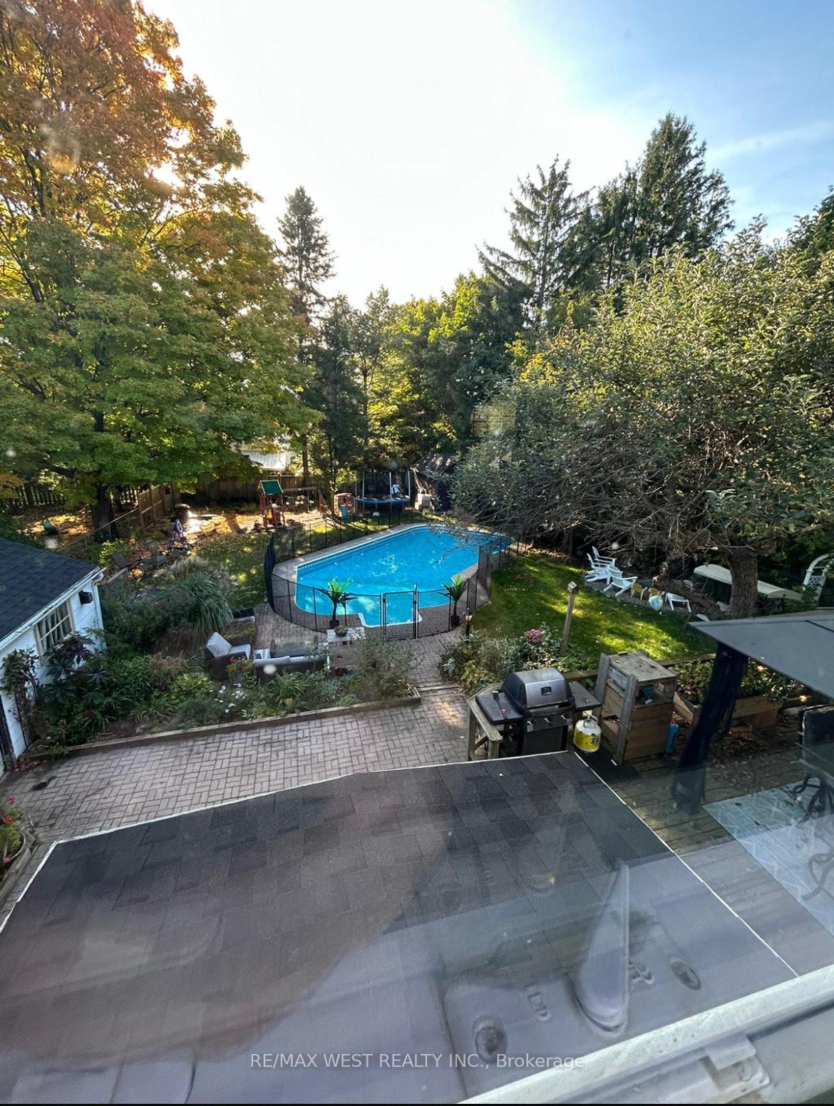 Photo 17 of 338 Parkside Drive, Hamilton, Waterdown — HOMEH