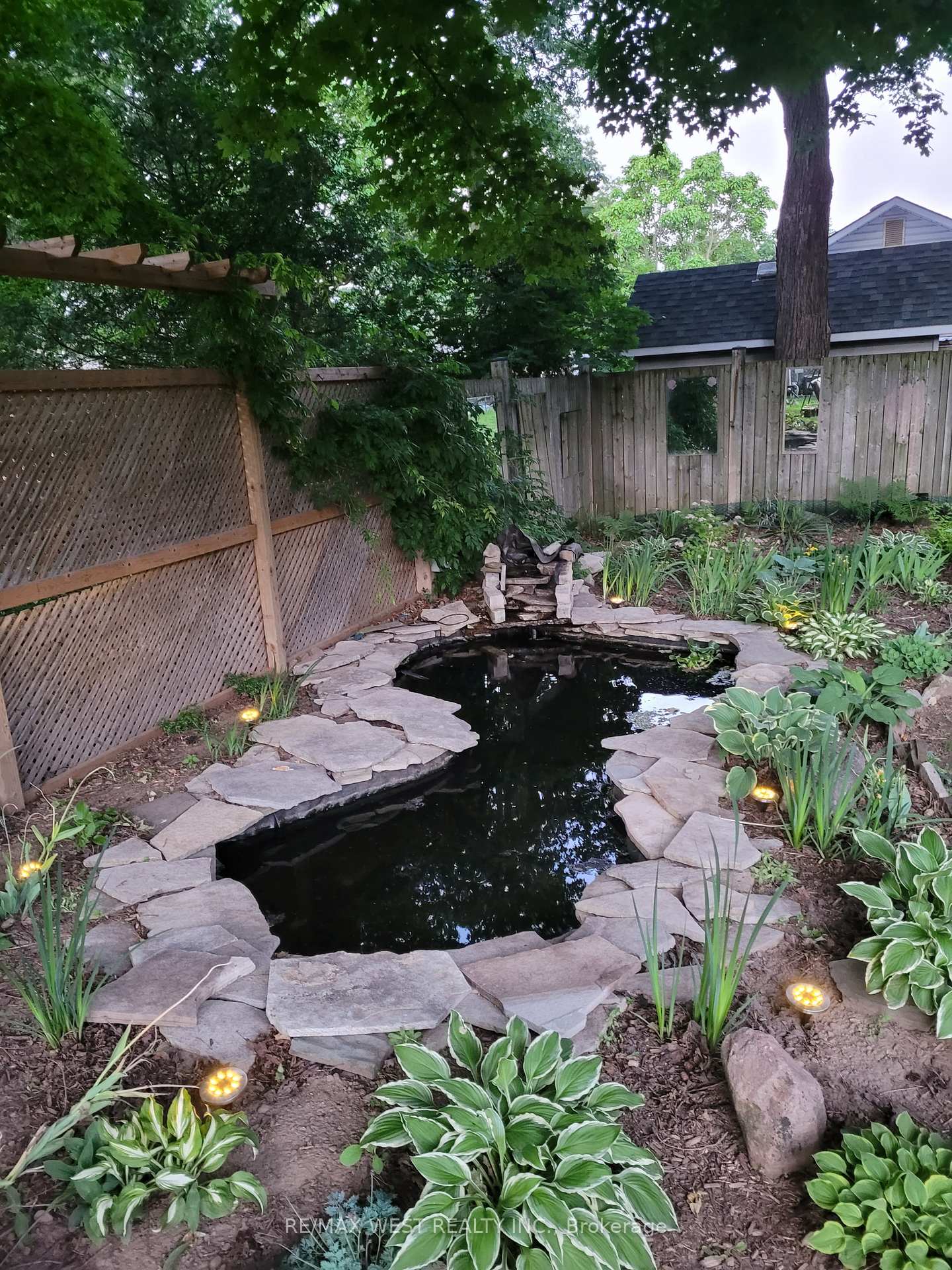 Photo 20 of 338 Parkside Drive, Hamilton, Waterdown — HOMEH