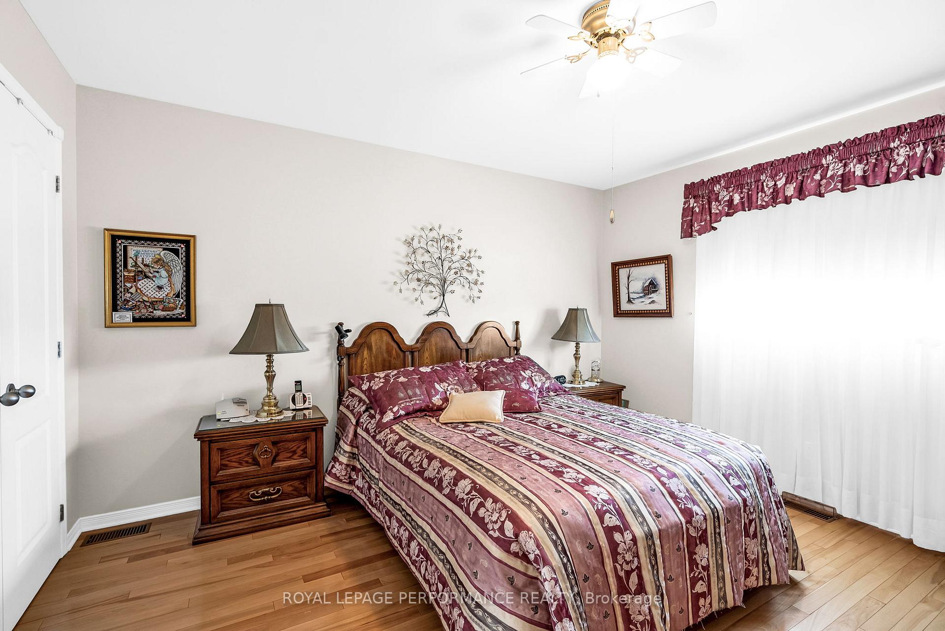 Photo 12 of 2029 Concorde Avenue, Cornwall — HOMEH
