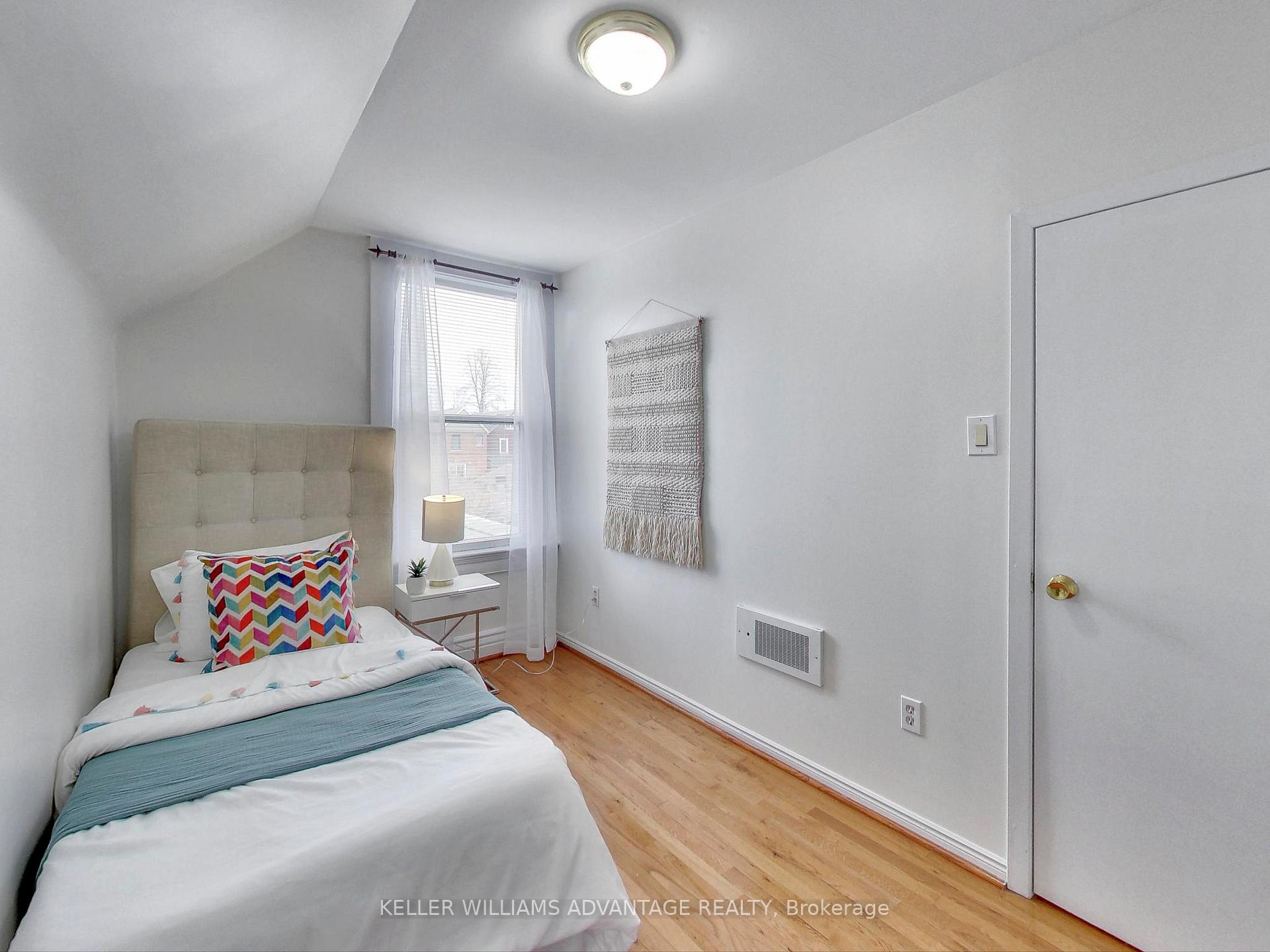 Photo 33 of 119 Chester Avenue, Toronto, Playter Estates-Danforth — HOMEH