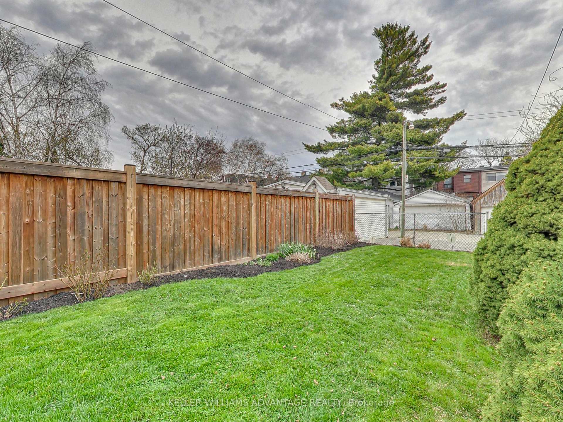 Photo 49 of 119 Chester Avenue, Toronto, Playter Estates-Danforth — HOMEH