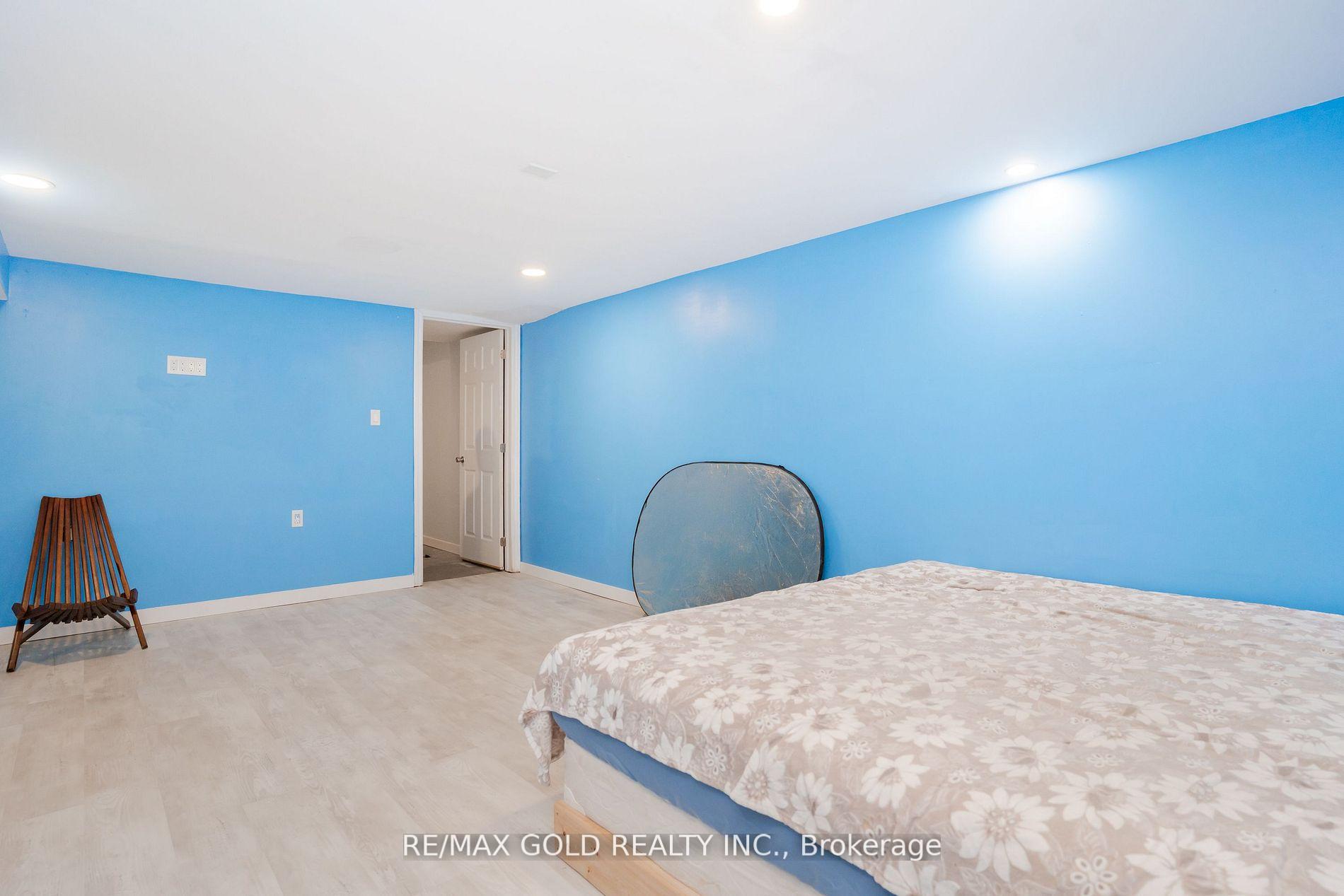 Photo 22 of 30 Dunblaine Crescent, Brampton, Southgate — HOMEH