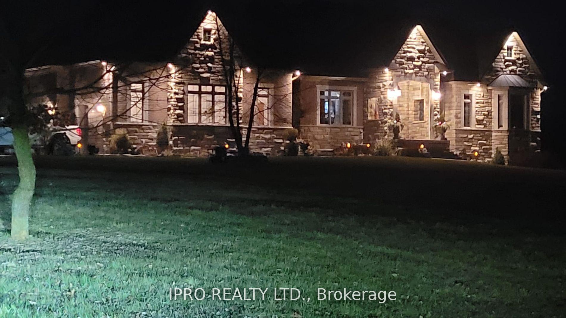 Photo 2 of 705 Lake Ridge Road S, Whitby, Rural Whitby — HOMEH
