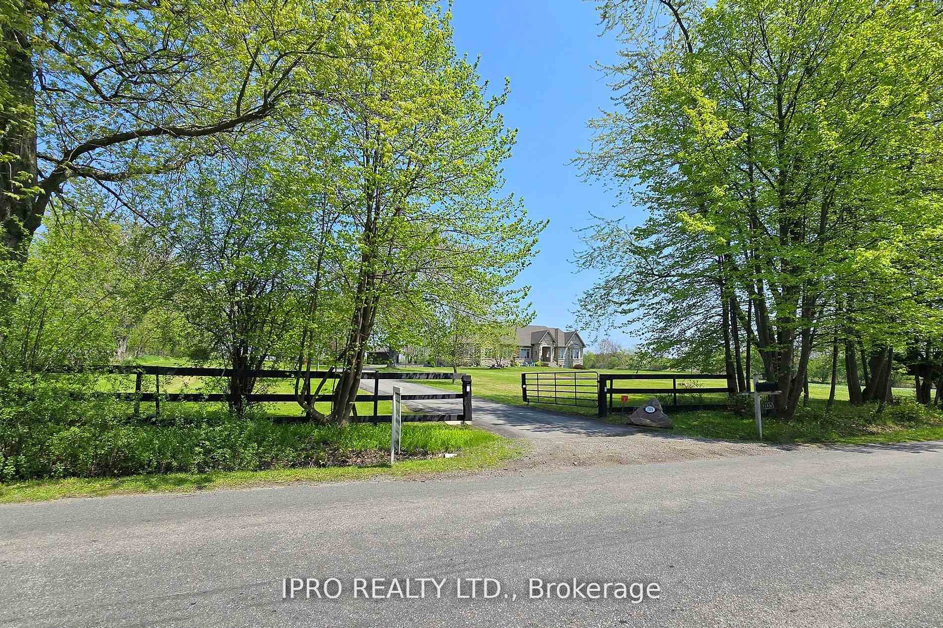 Photo 6 of 705 Lake Ridge Road S, Whitby, Rural Whitby — HOMEH