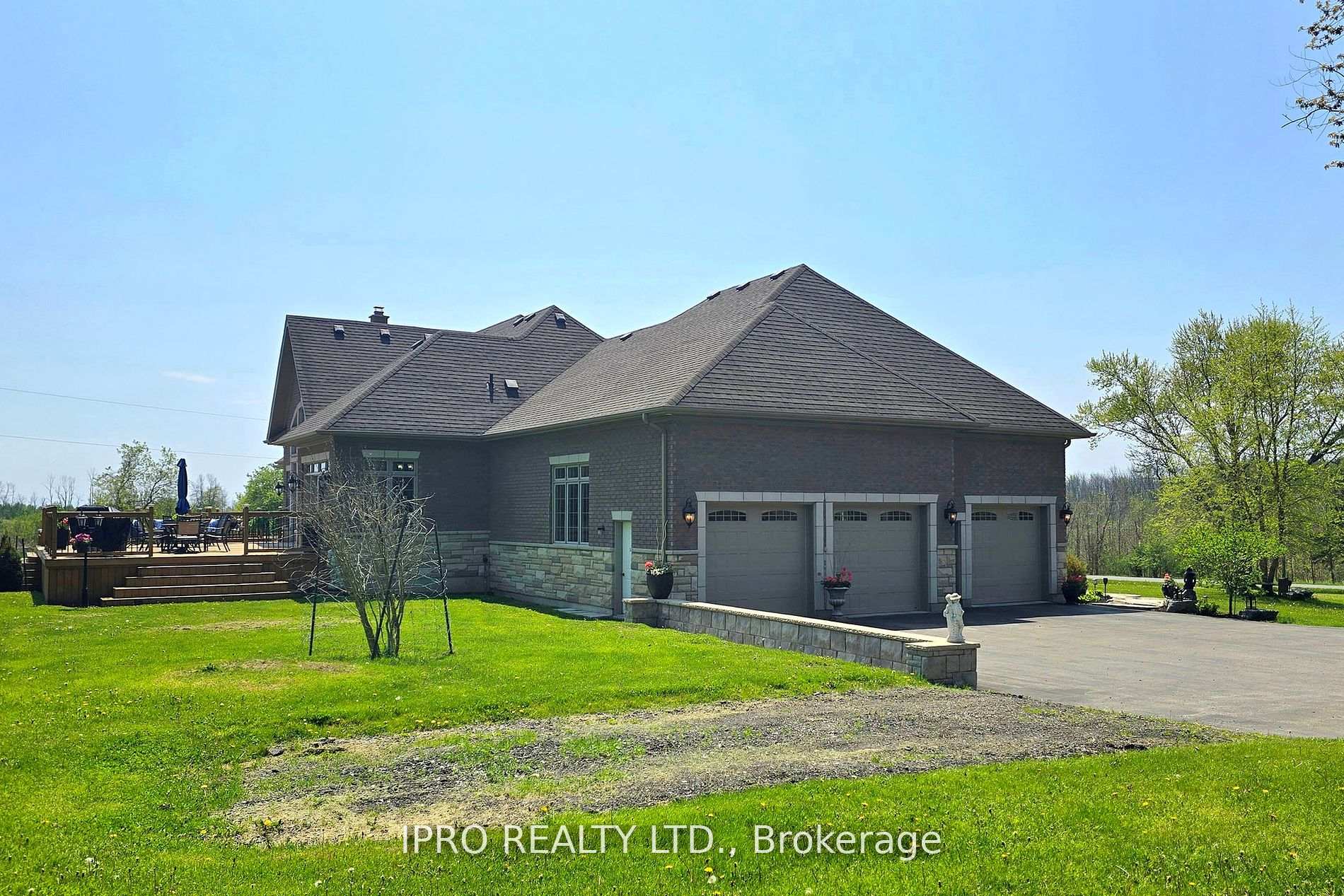 Photo 36 of 705 Lake Ridge Road S, Whitby, Rural Whitby — HOMEH