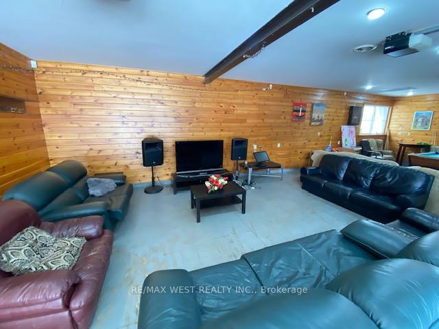Photo 18 of 352 Pefferlaw Road, Georgina, Pefferlaw — HOMEH