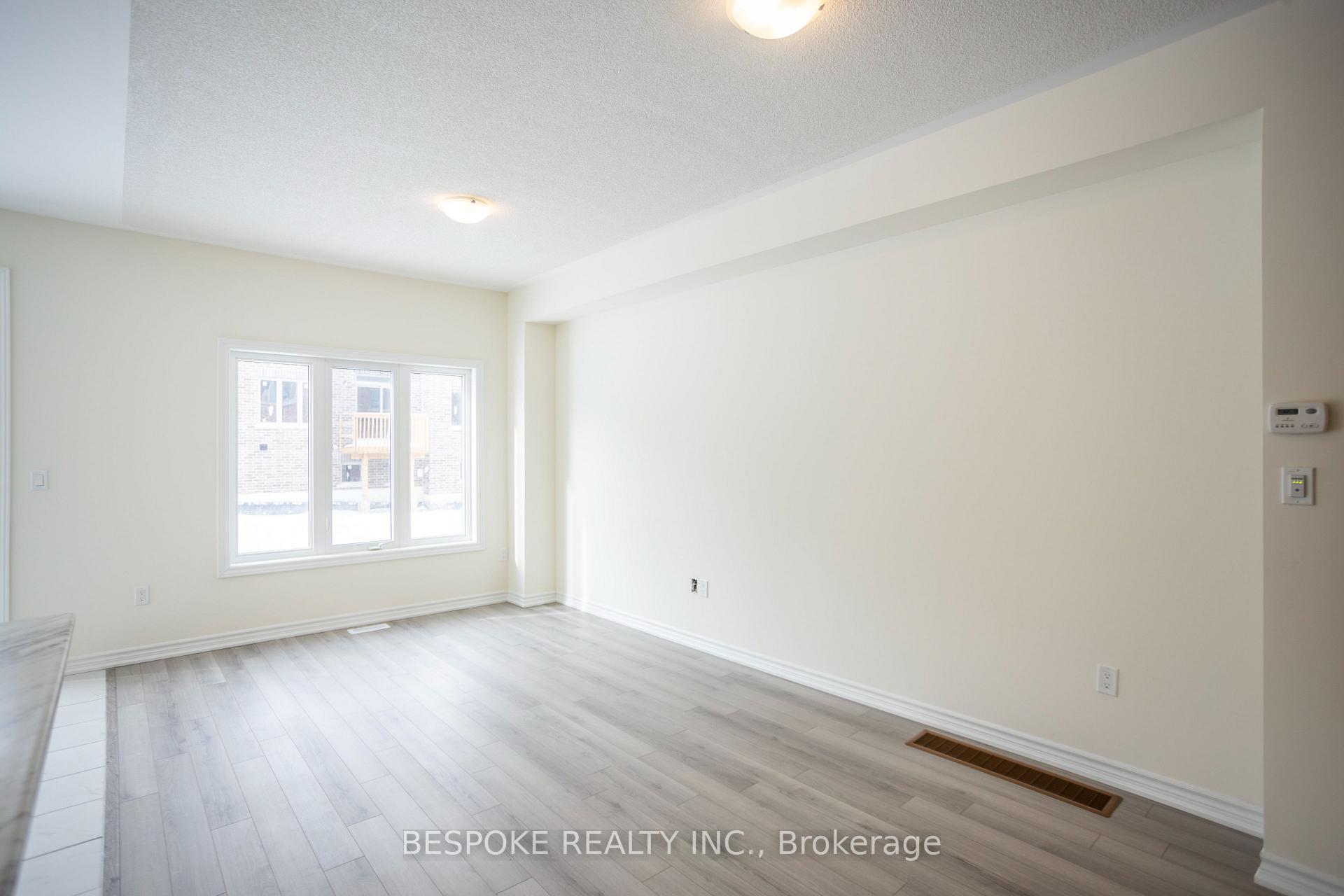 Photo 7 of 120 Robin Trail, Scugog, Port Perry — HOMEH