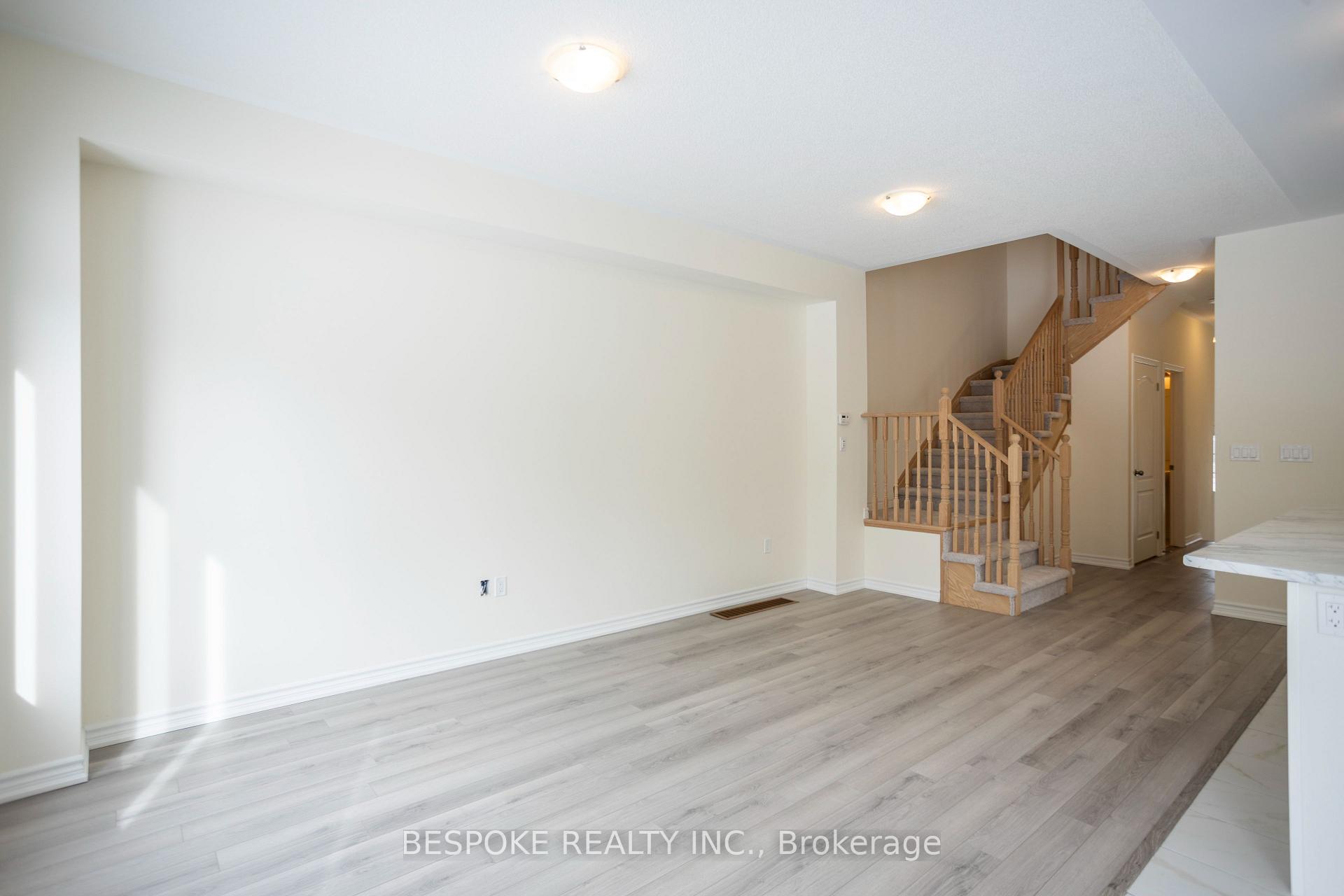 Photo 12 of 120 Robin Trail, Scugog, Port Perry — HOMEH