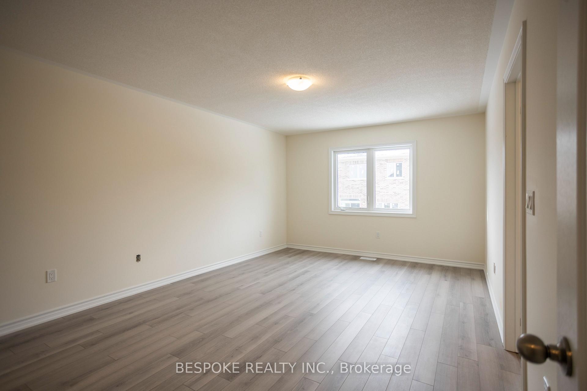 Photo 17 of 120 Robin Trail, Scugog, Port Perry — HOMEH