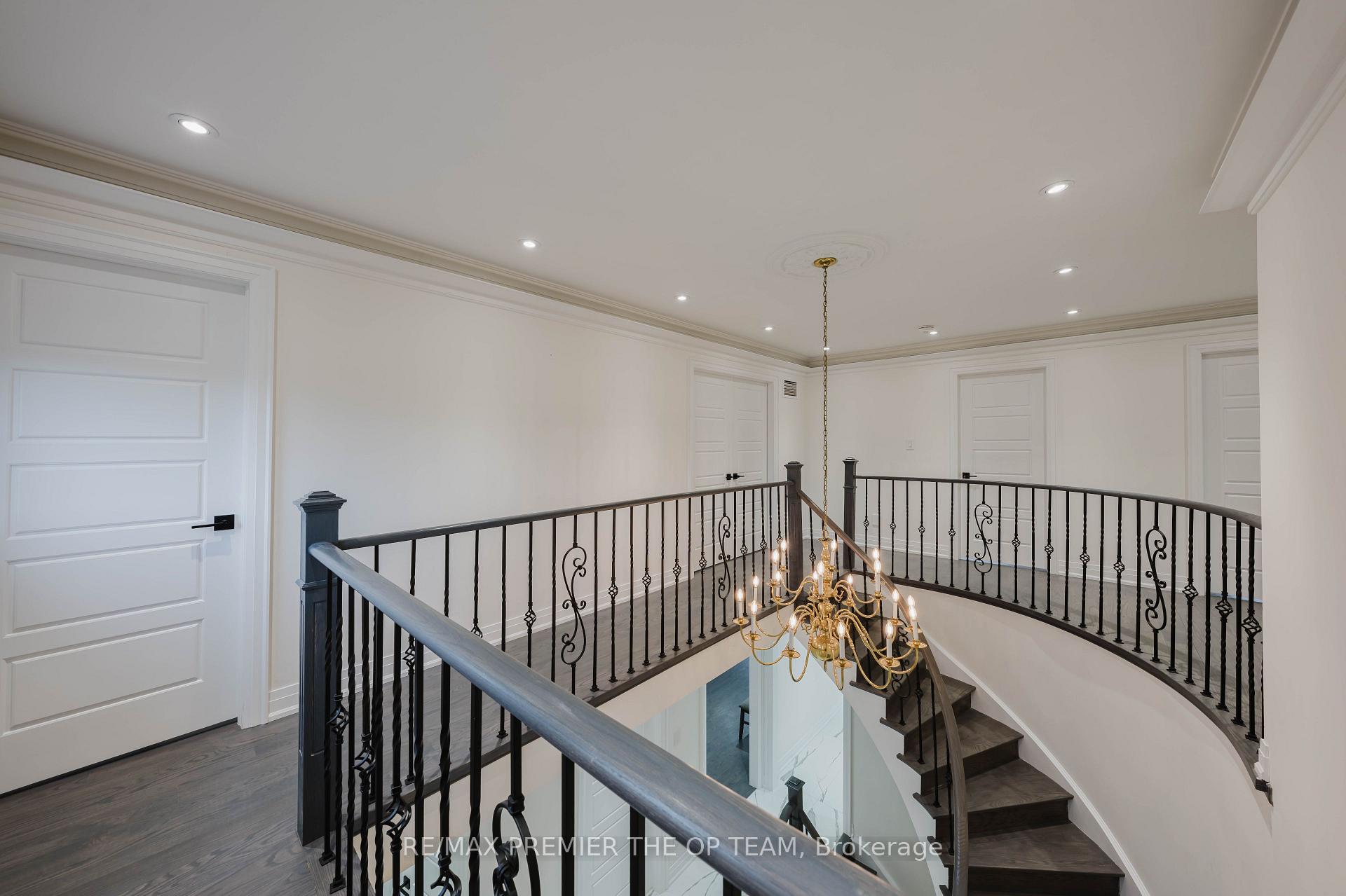 Photo 14 of 99 Benjamin Drive, Vaughan, East Woodbridge — HOMEH