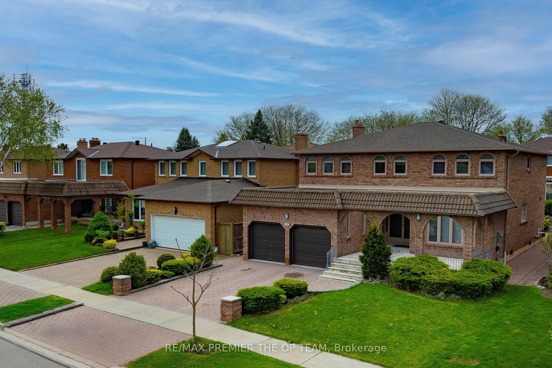 Photo 34 of 99 Benjamin Drive, Vaughan, East Woodbridge — HOMEH
