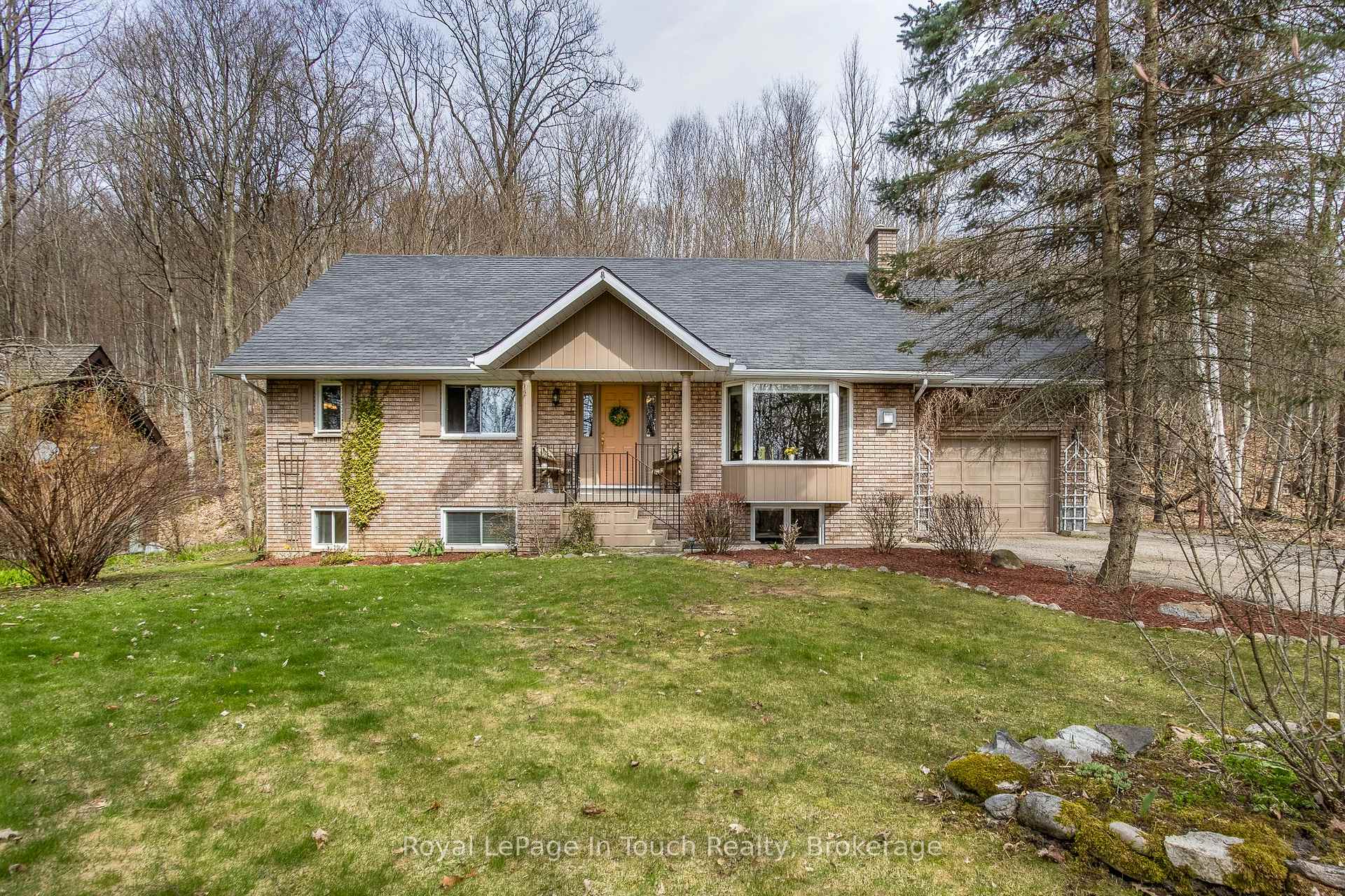 Photo 1 of 119 Silver Birch Drive, Tiny, Rural Tiny — HOMEH
